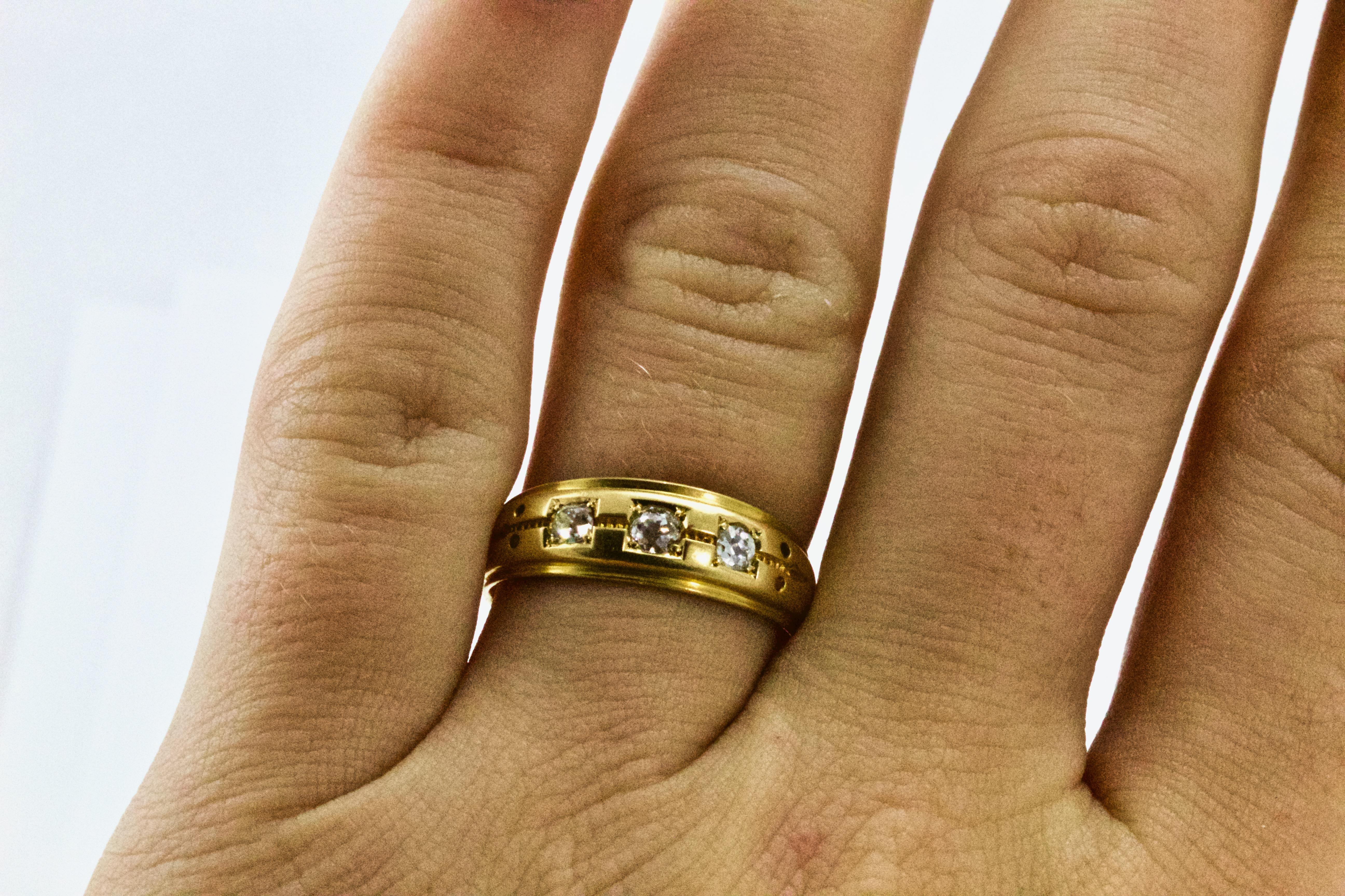 18 Karat Yellow Gold Three Stone Diamond Gypsy Ring, circa 1880 4
