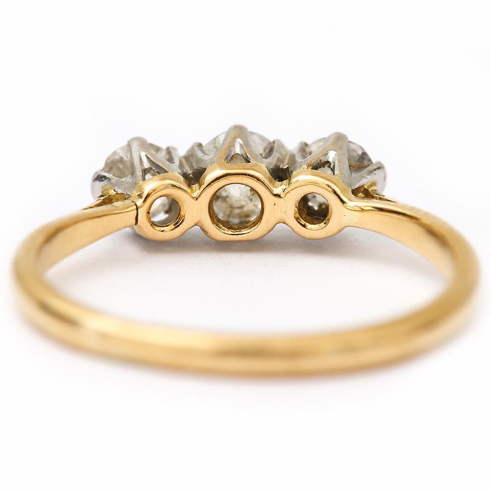18 Karat Yellow Gold Three-Stone Old Mine Cut Diamond 0.51 Carat Ring 4