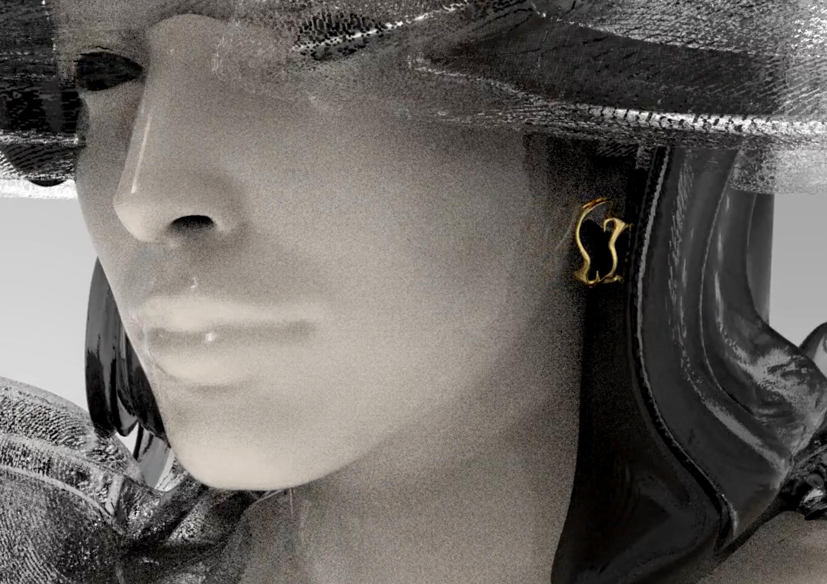 Eighteen Karat Yellow Gold Tibetan Earrings with Detachable Quartz Drops In New Condition For Sale In Berlin, DE
