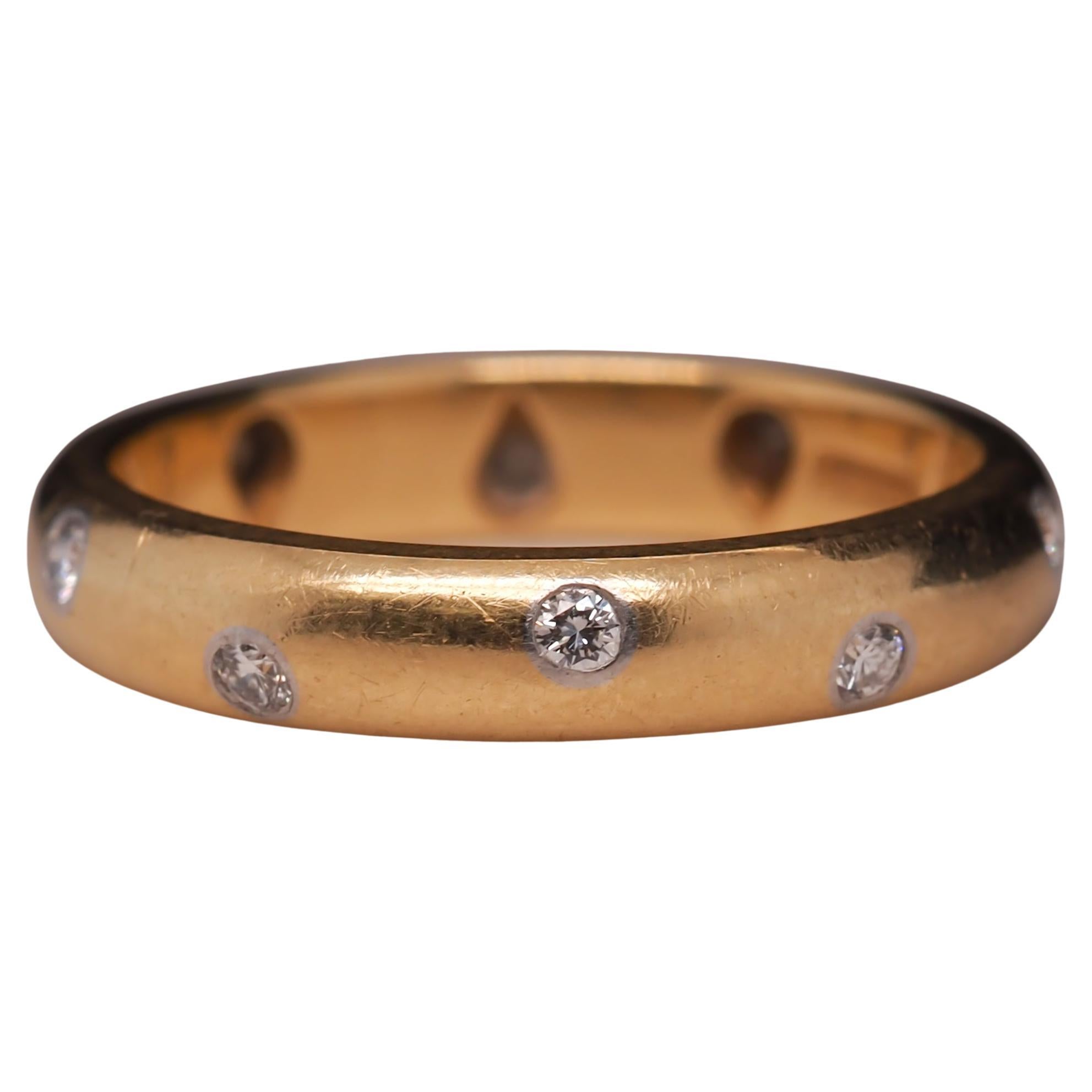 18 Karat Yellow Gold Tiffany & Co. ETOILE Diamond Wedding Band For Sale