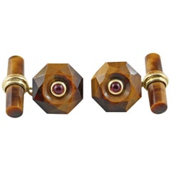 18 Karat Gelbgold Tigerauge Cabochon Rubine Manschettenknöpfe Konvex Multifacettiert