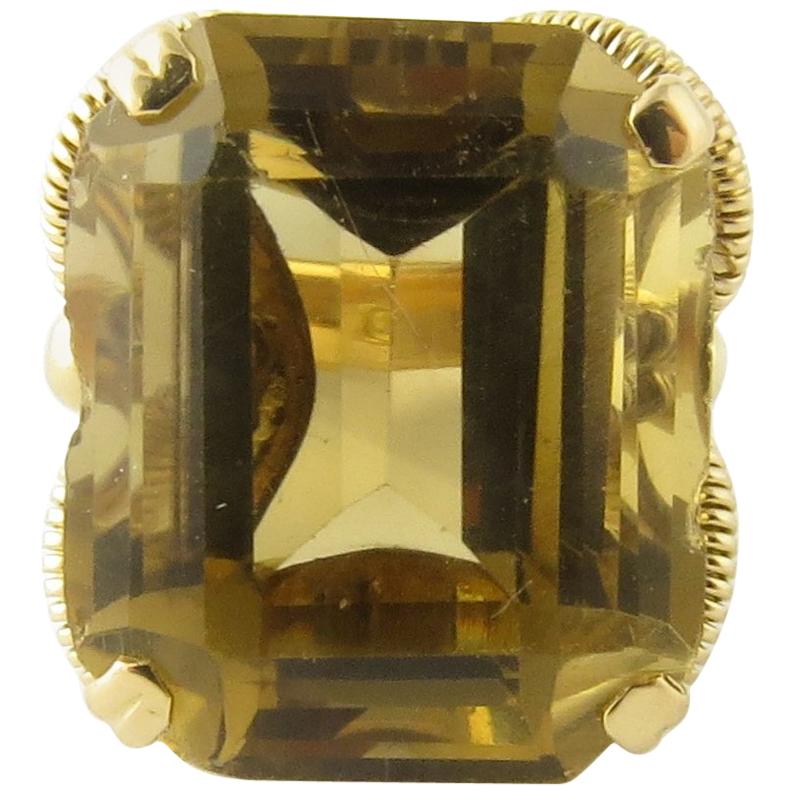 18 Karat Yellow Gold Emerald Cut Certified Genuine Topaz Ring Size 4