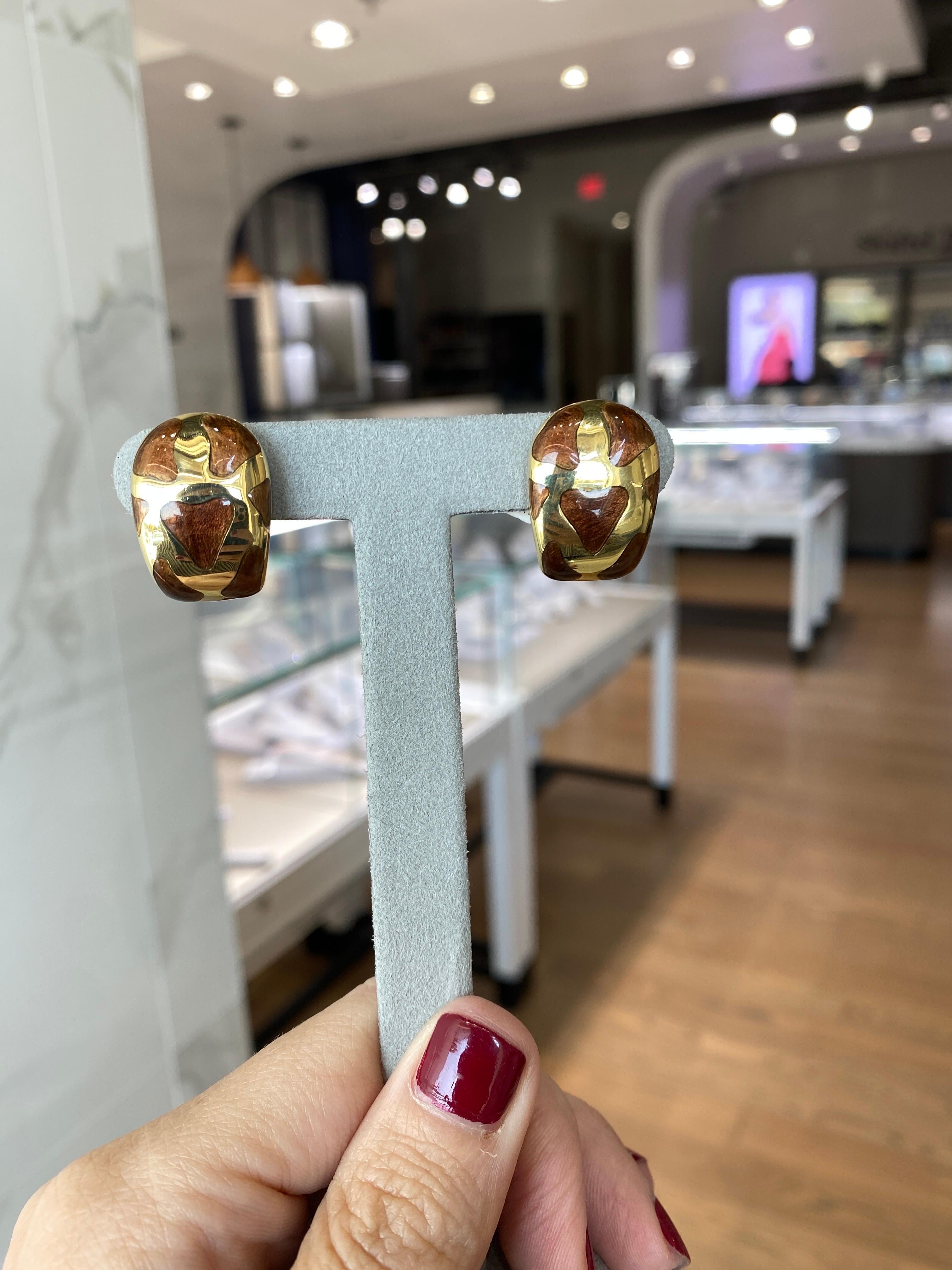 Orecchini a cerchio con guscio di tartaruga in oro giallo 18 carati In condizioni ottime in vendita a Houston, TX