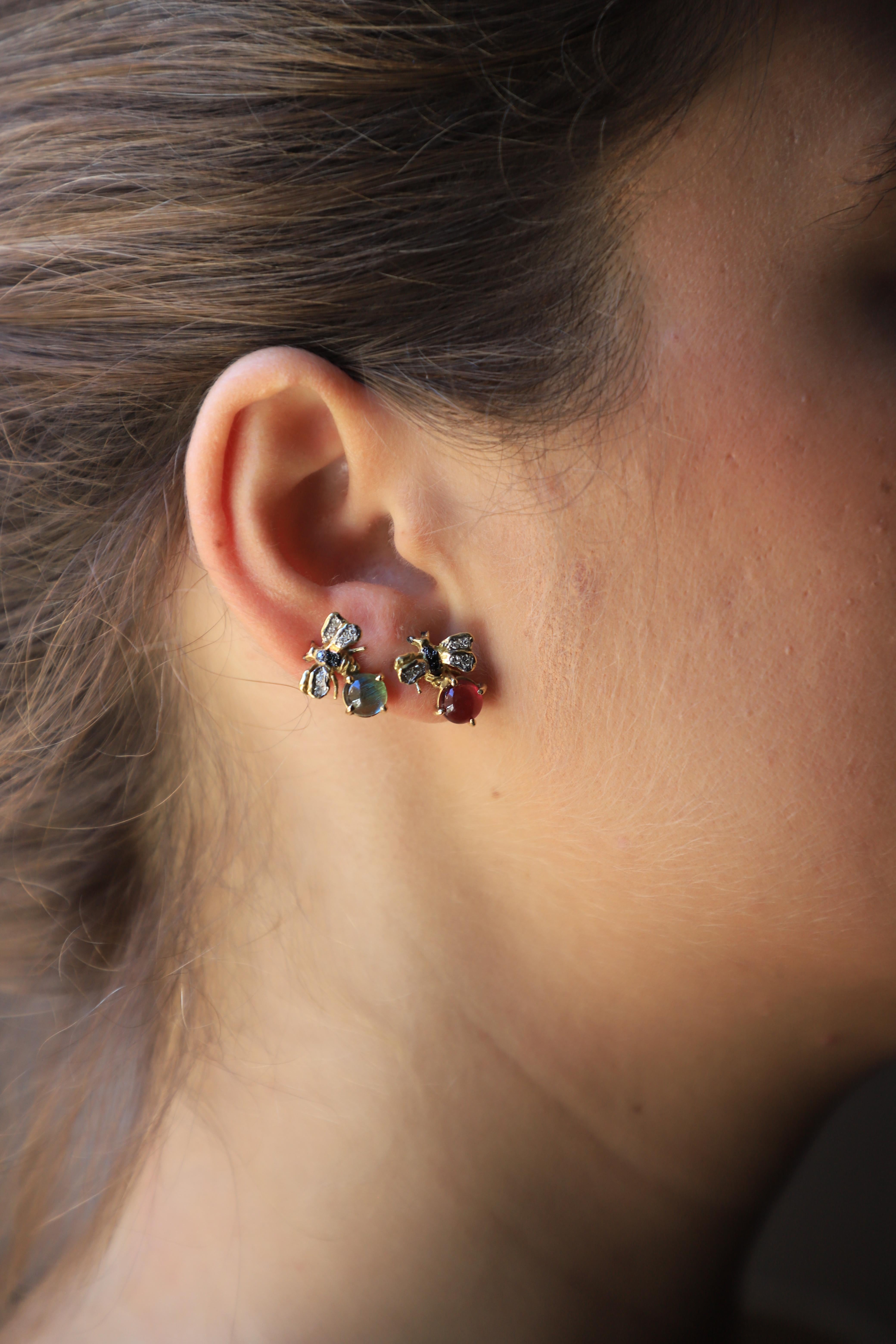 Pendientes de oro amarillo de 18 quilates con turmalina y diamantes blancos de 0,10 quilates con forma de abeja Corte redondo en venta