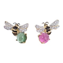 18 Karat Yellow Gold Tourmaline 0.16 Karat White Diamonds Bees Stud Earrings