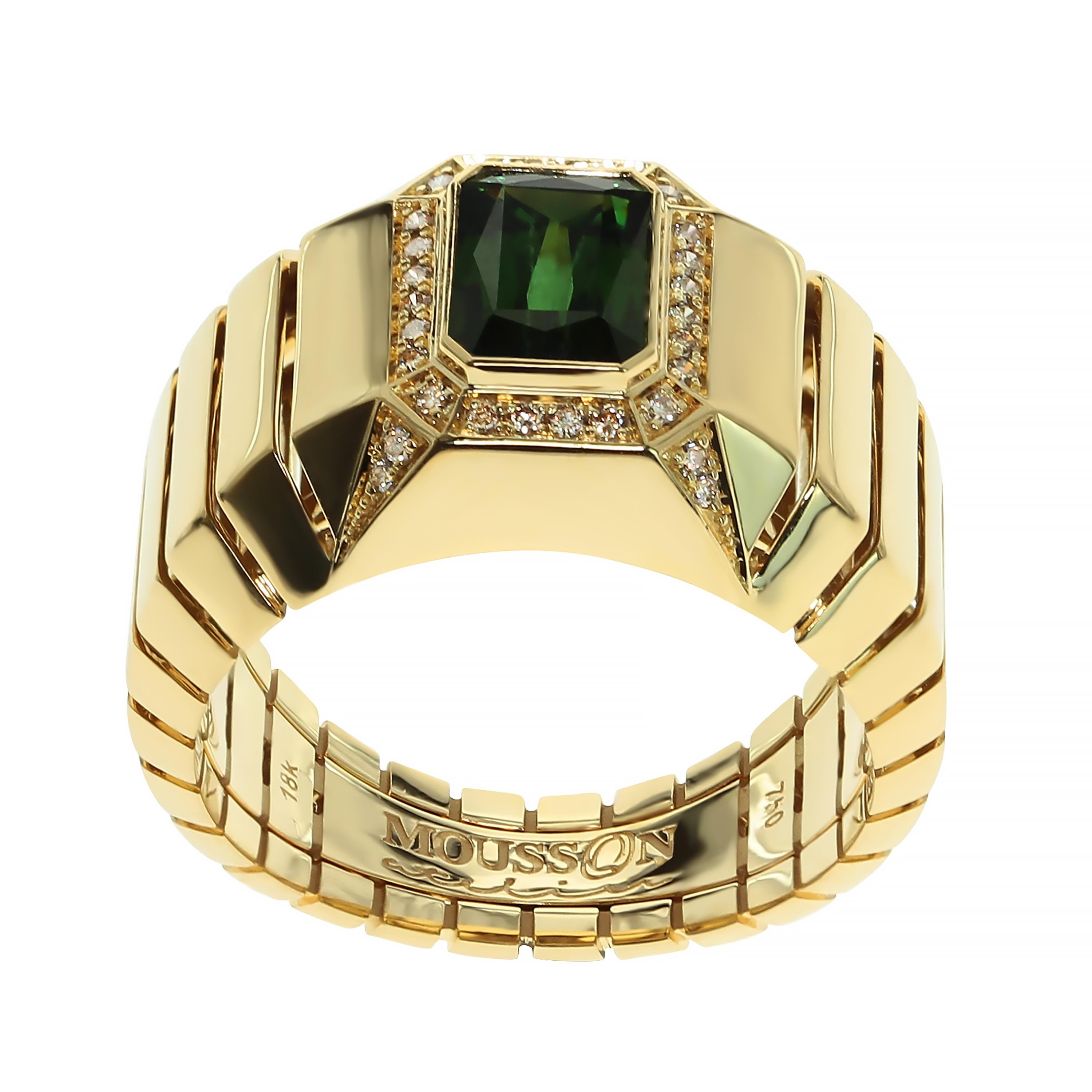 18 Karat Yellow Gold Tourmaline Brown Diamond Male Ring

1,82 carat Tourmaline and Brown Diamond Male Ring. Bold and Masculine design

13x13x27.3 mm
11.54 gm 

US Size 10 1/4
EU Size 62 1/8

can be done in any size (lead time 3 week)