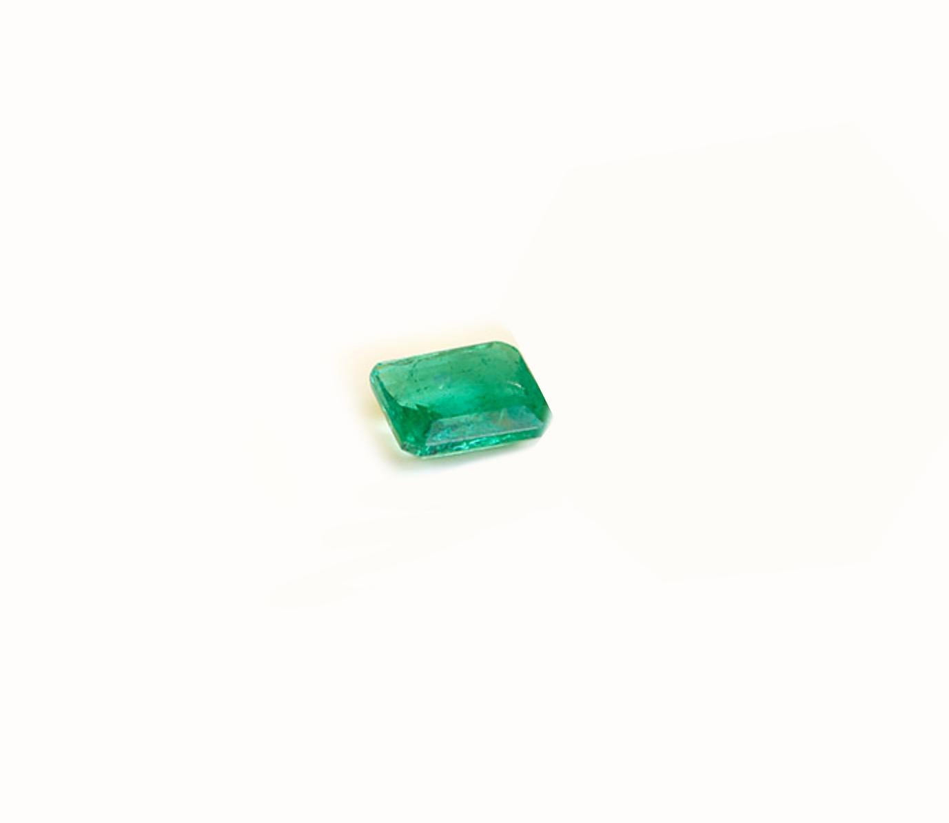 Dieser handgefertigte Anhänger besteht aus 18 Karat Gelbgold mit einem natürlichen Smaragd im Oktagon-Schliff (7x5,5 mm) und 9,5x7x6 mm (0,37x0,27 Zoll),  4,4 Karat insgesamt, und runder Diamant. Wir verwenden natürliche Top-Diamanten VS, F-G, wir