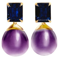 Eighteen Karat Yellow Gold Sapphires Contemporary Stud Earrings with Amethysts