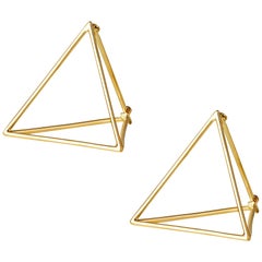 18 Karat Yellow Gold Triangle Pair of Earrings