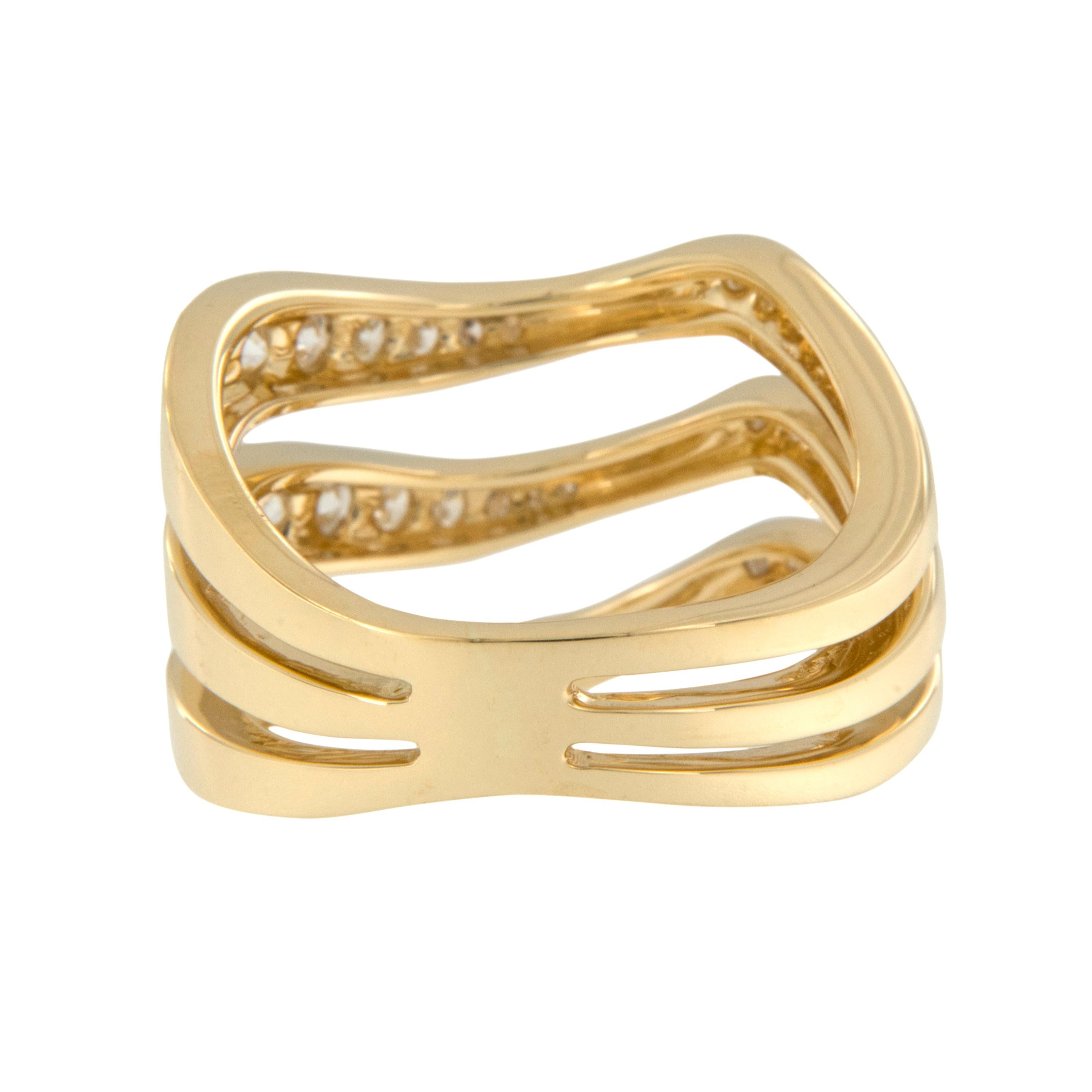 Contemporary 18 Karat Yellow Gold Triple Row Diamond Fashion Band Ring For Sale