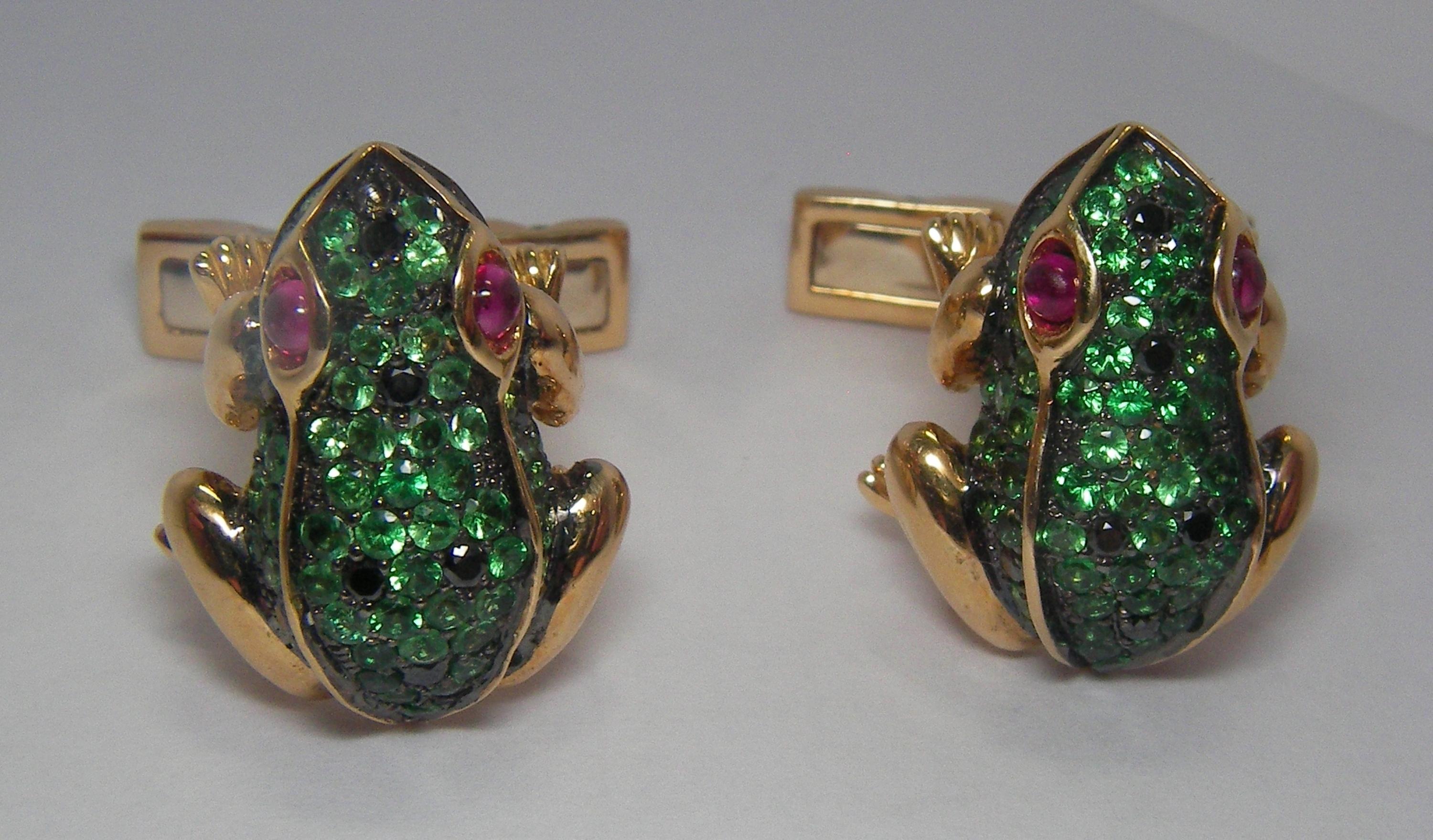 Mixed Cut 18 Karat Yellow Gold Tsavorite Ruby and Black Diamond Cufflinks For Sale