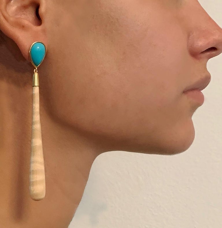 Women's or Men's 18 Karat Yellow Gold Turquoise and Wood Drop Earrings For Sale