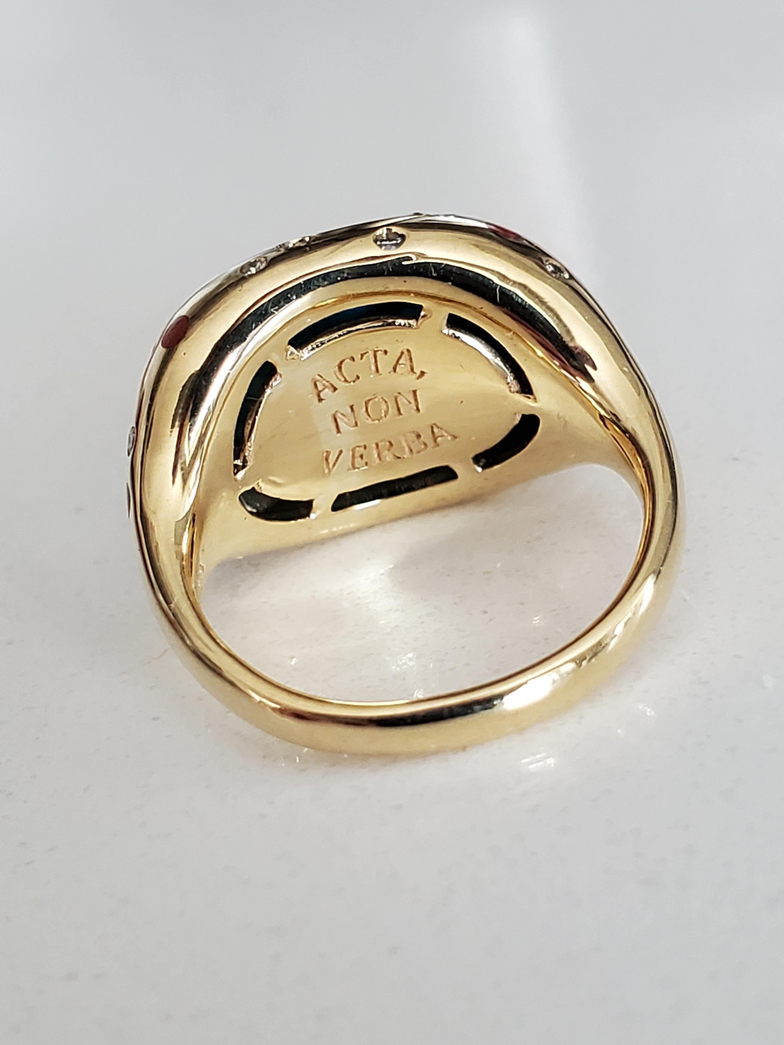 Anillo de cóctel Riviera de oro amarillo de 18 quilates con turquesa, coral y diamantes Cabujón en venta