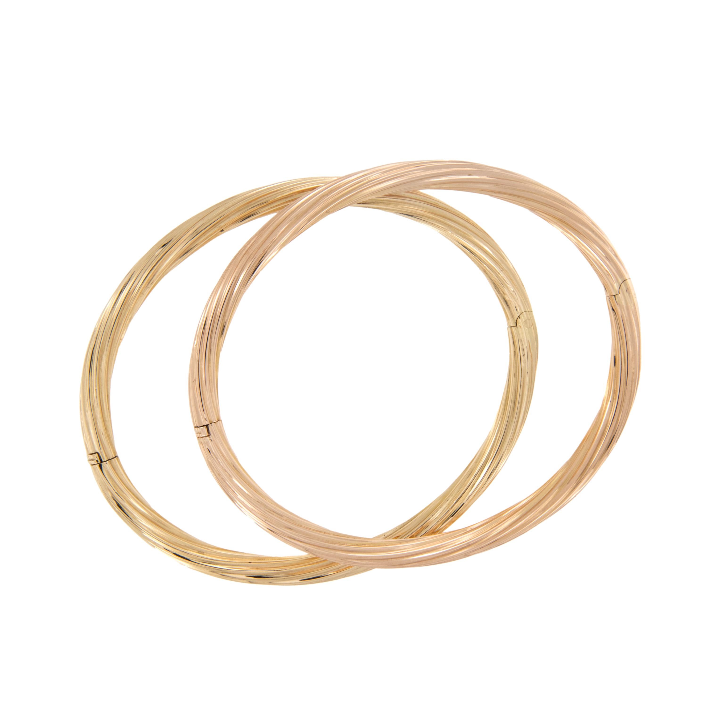 Bracelet à charnière en or jaune 18 carats à côtes torsadées Pour femmes en vente