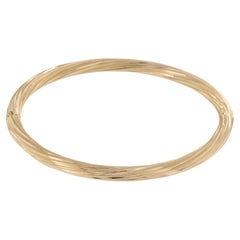18 Karat Yellow Gold Twist Ribbed Hinged Bangle Bracelet