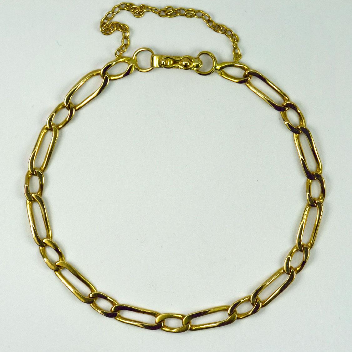 18 Karat Yellow Gold Twisted Figaro Curb Link Bracelet In Good Condition For Sale In London, GB