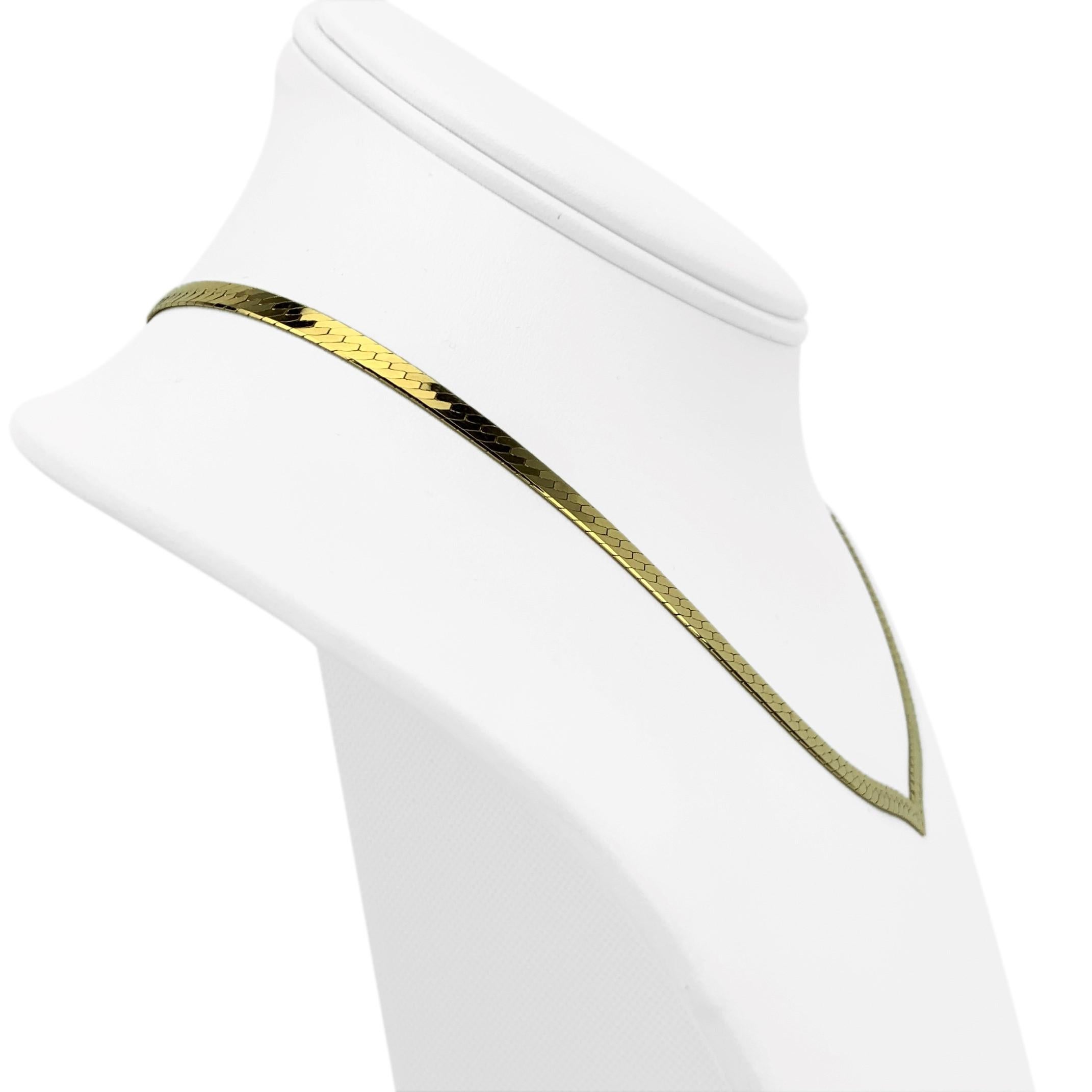 18k Yellow Gold 16.8g V Shaped 4.5mm Herringbone Link Chain Necklace Italy 17