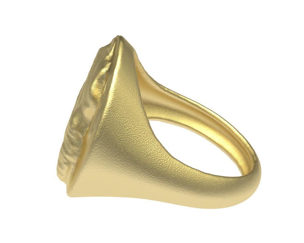 En vente :  Bague sigillaire éléphant en or jaune 18 carats et vermeil 4