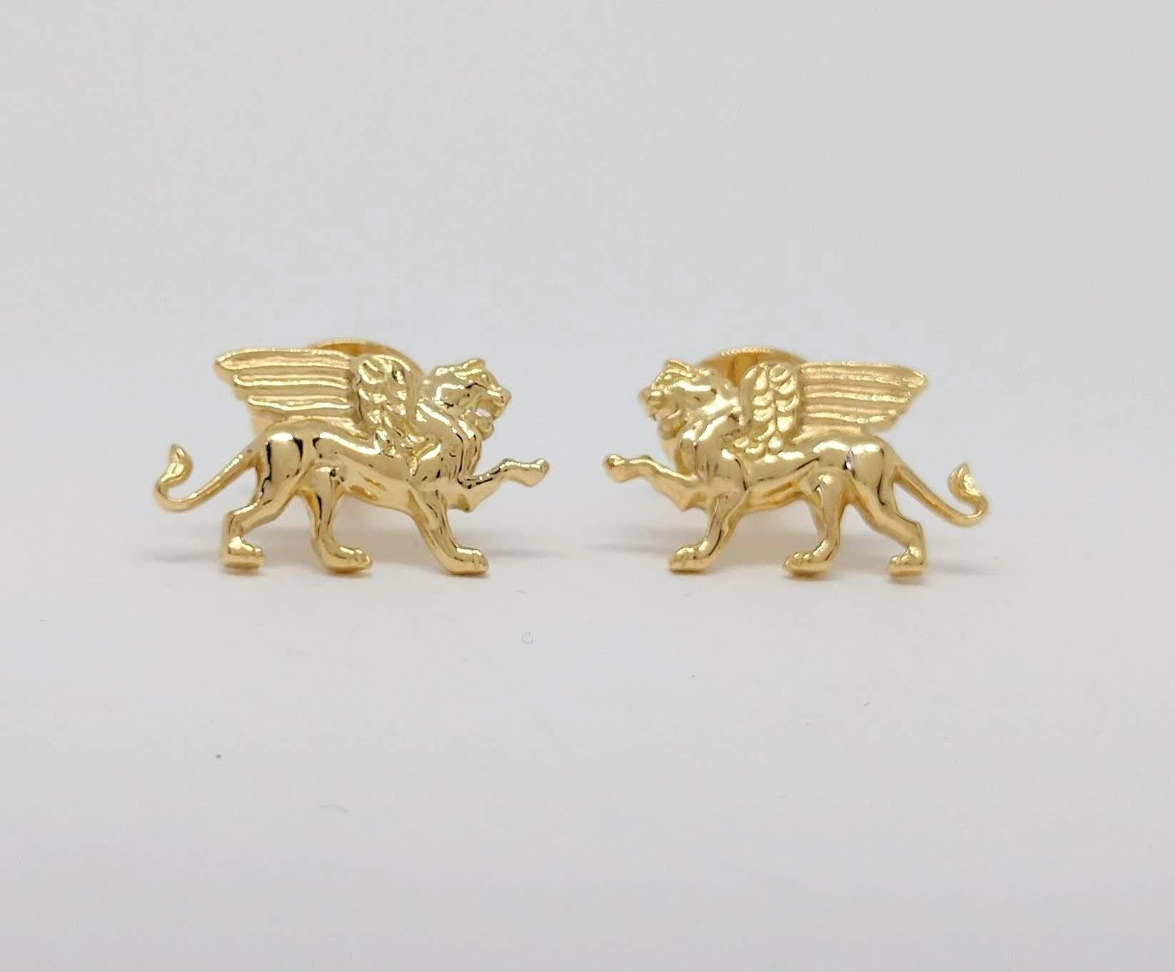 Women's or Men's 18 Karat Yellow Gold Vermeil Winged Griffin Cufflinks For Sale