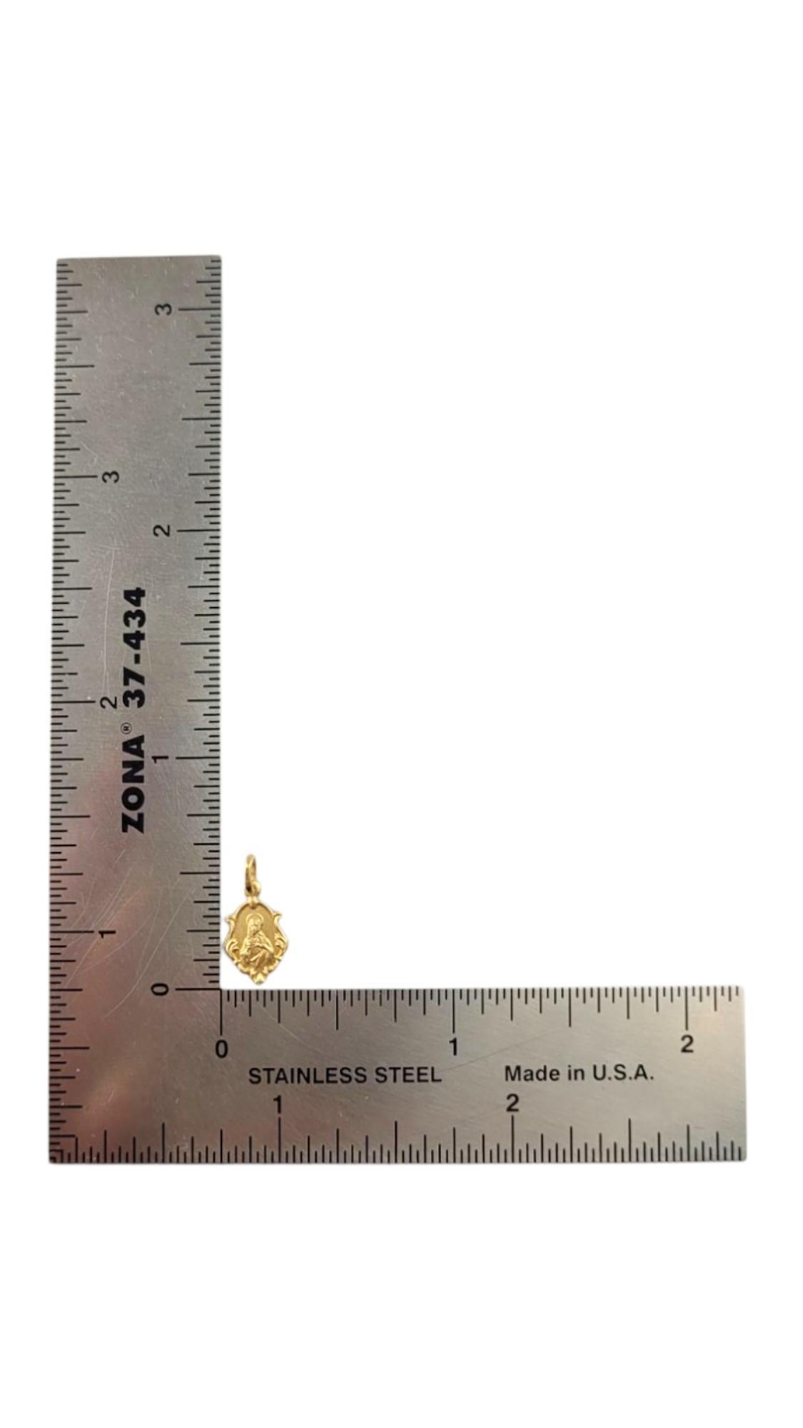 18 Karat Yellow Gold Very Small Jesus Charm #22915 For Sale 2