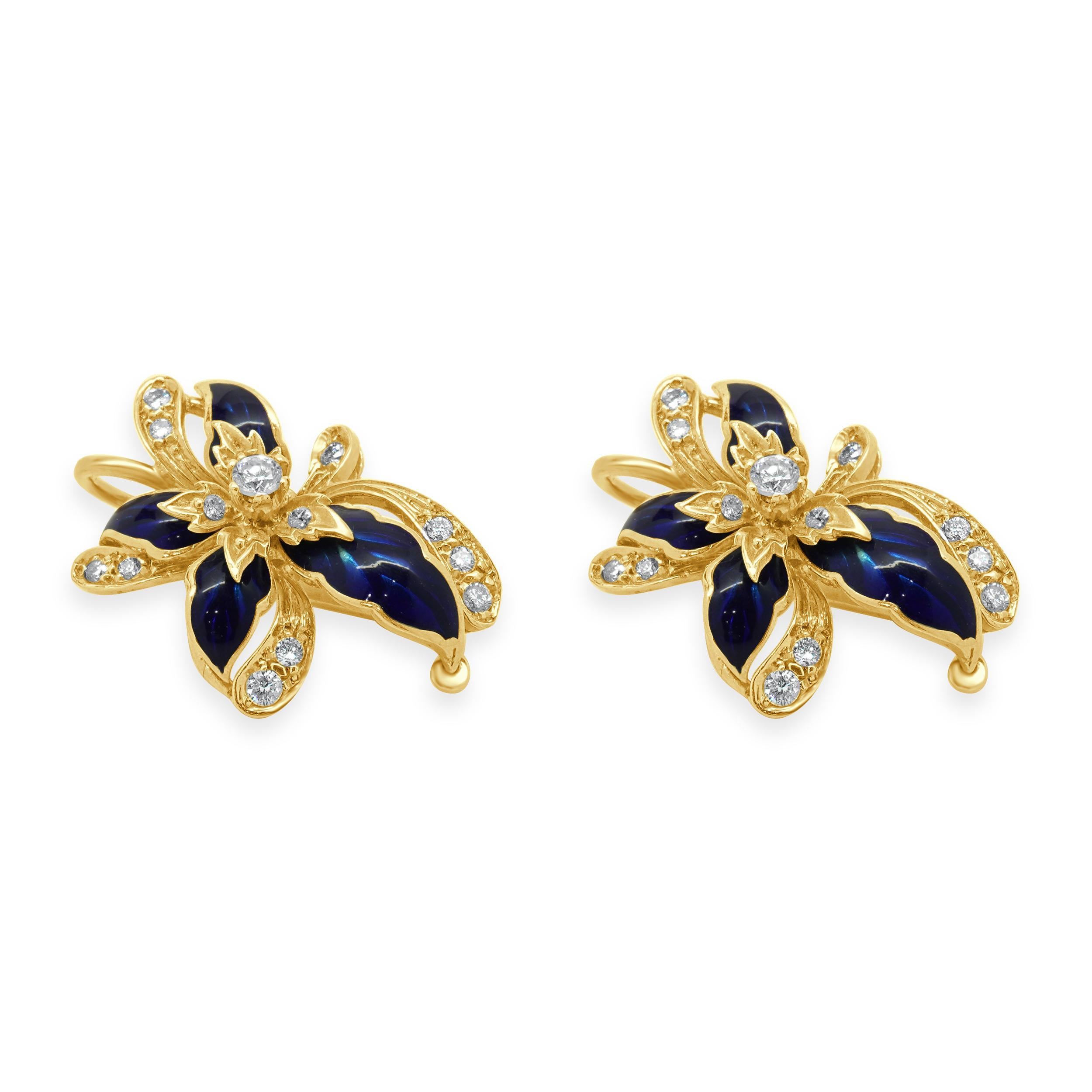 Designer: custom
Material: 18K yellow gold
Diamonds: 30 round brilliant diamonds= 0.50cttw 
Color: H
Clarity: SI2
Weight: 13.31 grams