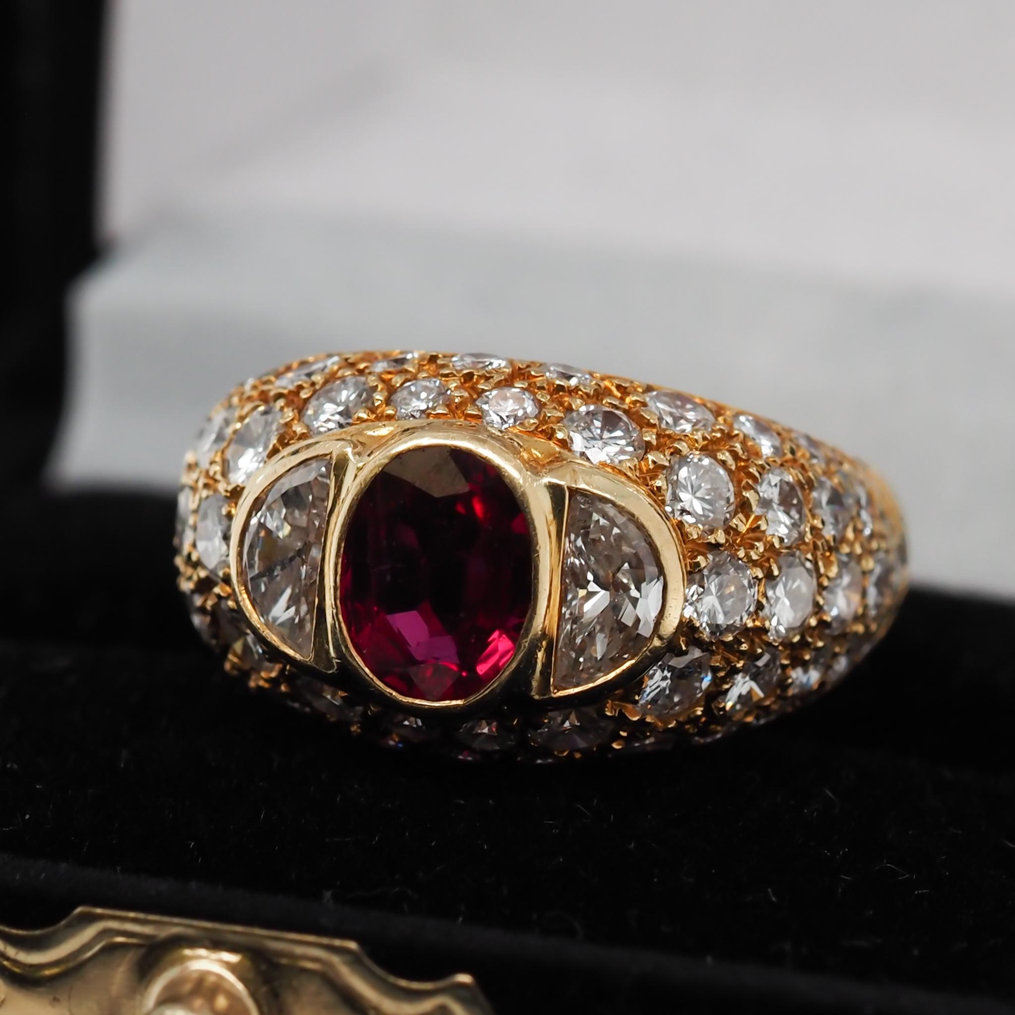 18 Karat Yellow Gold Vintage FOUGERAY Ruby and Diamond Ring with GIA For Sale 6