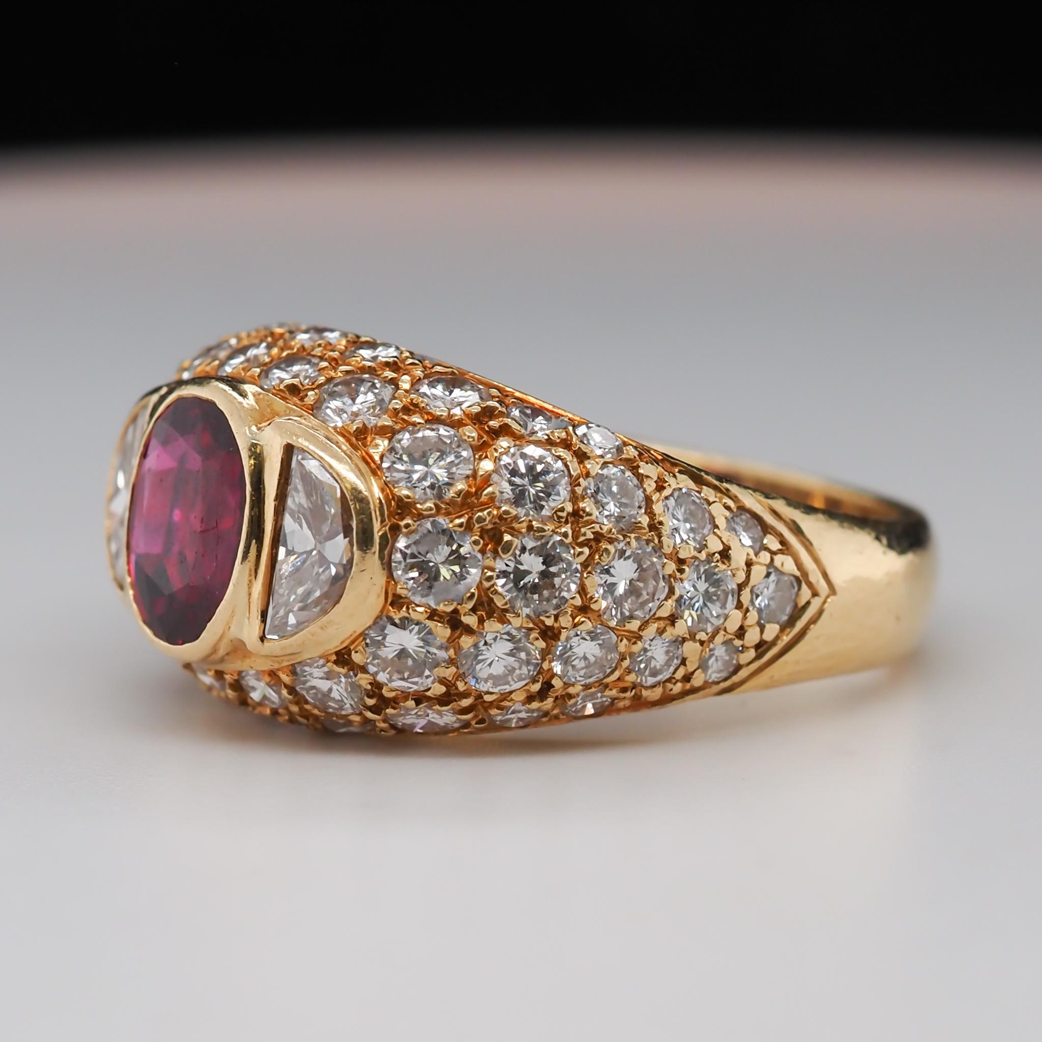 18 Karat Yellow Gold Vintage FOUGERAY Ruby and Diamond Ring with GIA For Sale 9