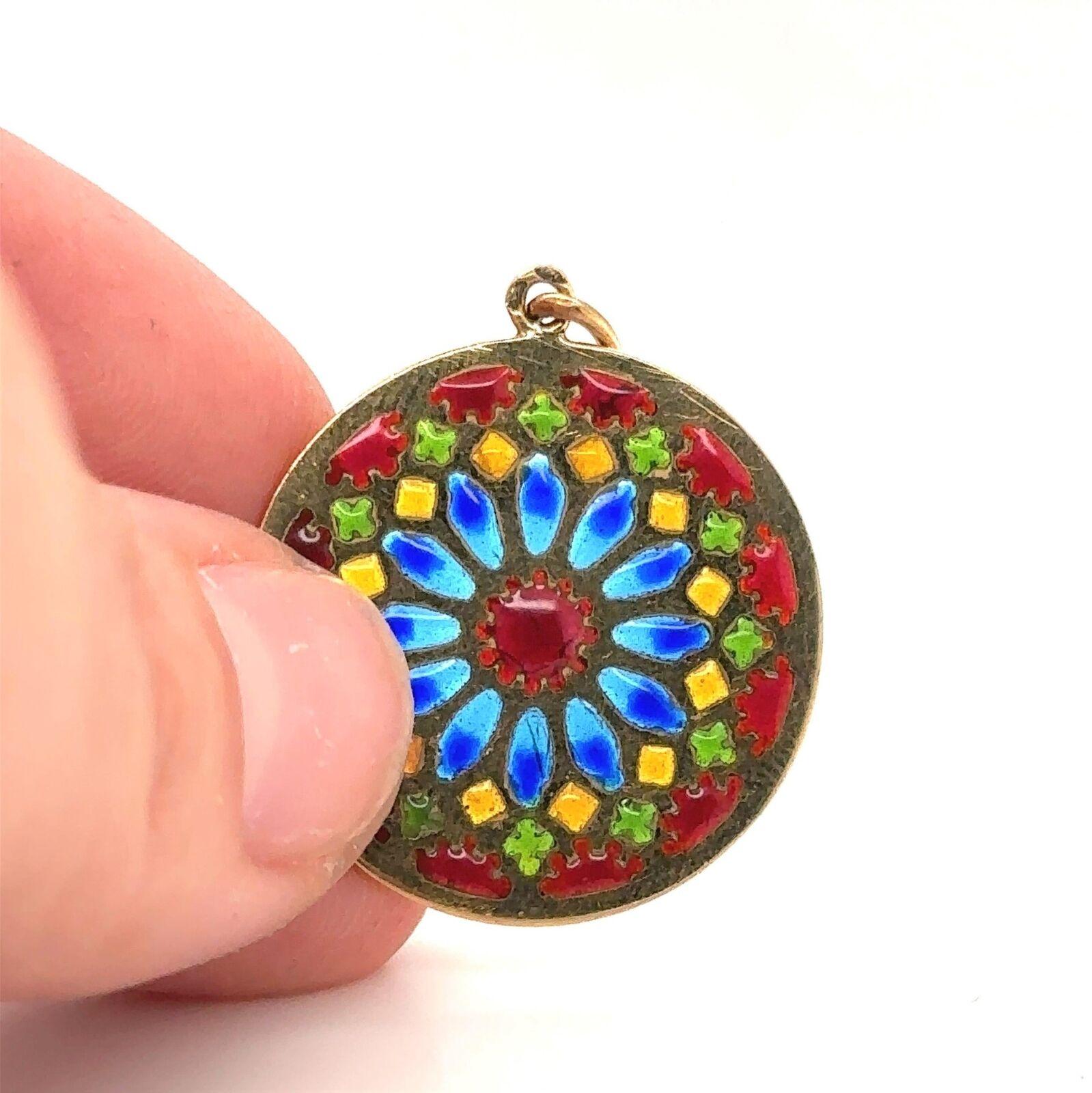 18k Gelbgold Vintage Französisch Glasmalerei Plique A Jour Emaille-Anhänger 1,25