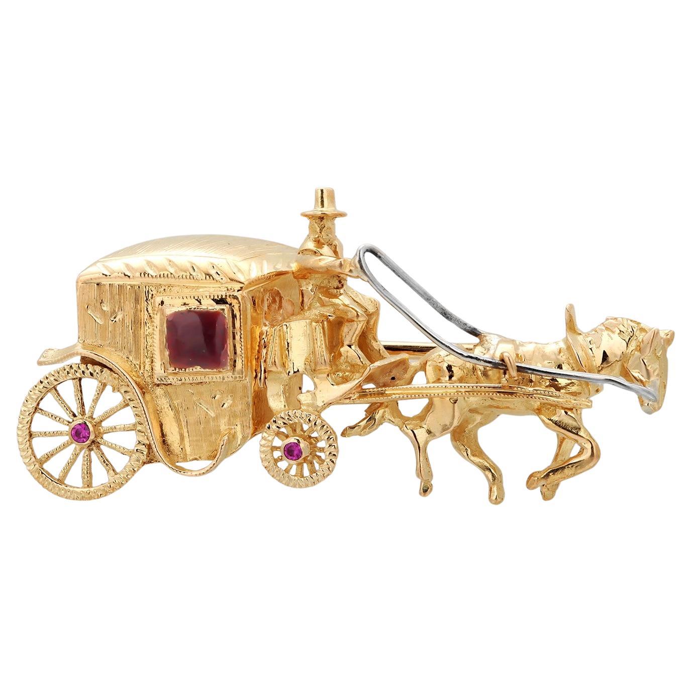 Broche en or jaune 18 carats, sertie de pierres précieuses, cheval et calèche en vente