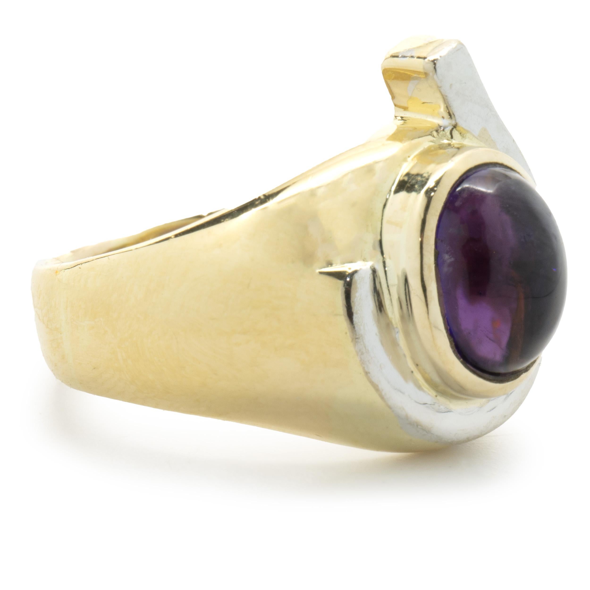18 Karat Yellow Gold Cabochon Amethyst Ring In Excellent Condition For Sale In Scottsdale, AZ