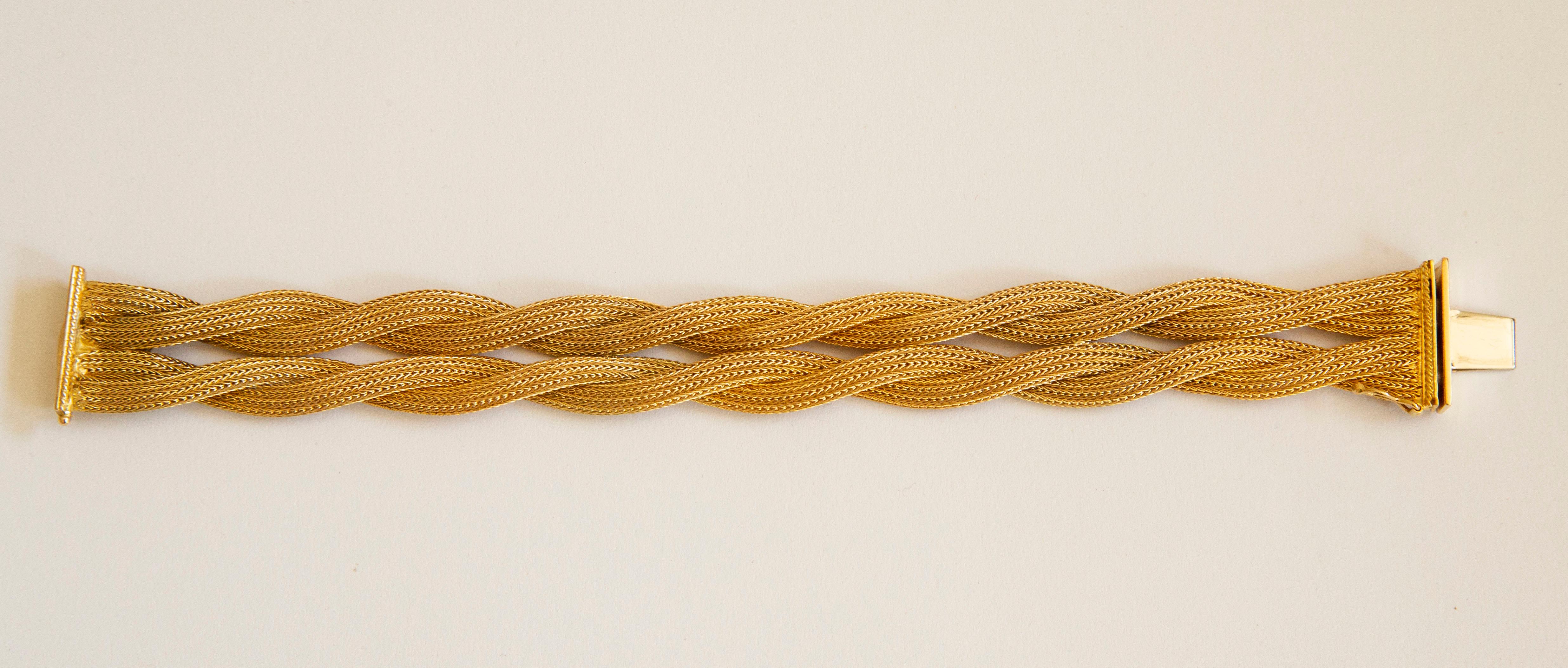 18 Karat Yellow Gold Vinted Two Row Braided Mesh Milanese Bracelet  In Good Condition For Sale In Arnhem, NL