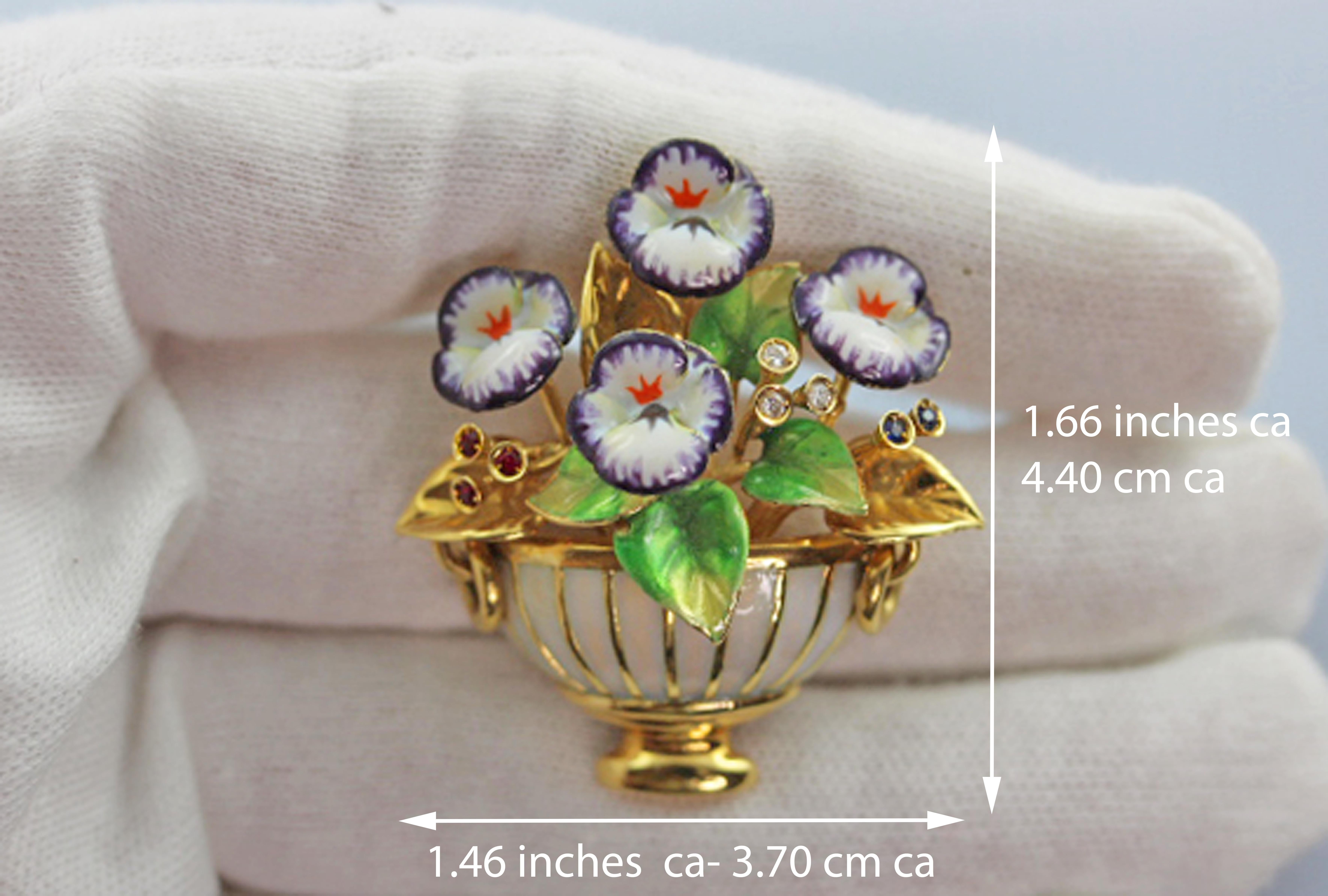 18 Karat Yellow Gold Violet Flower Enamel Ruby Sapphires Diamond Brooch 1950 ca For Sale 4
