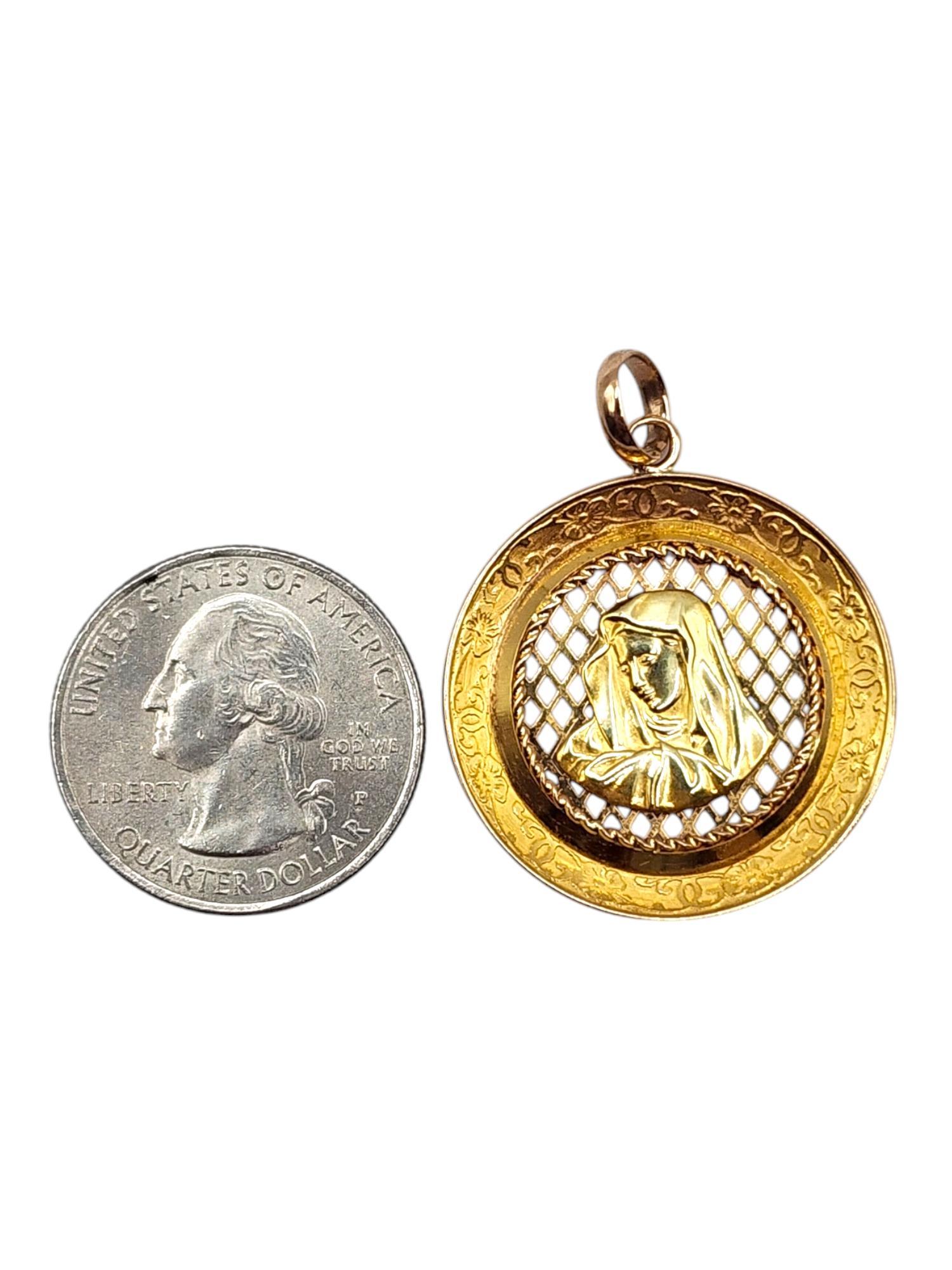 Pendentif Vierge Marie en or jaune 18 carats #20004 en vente 1