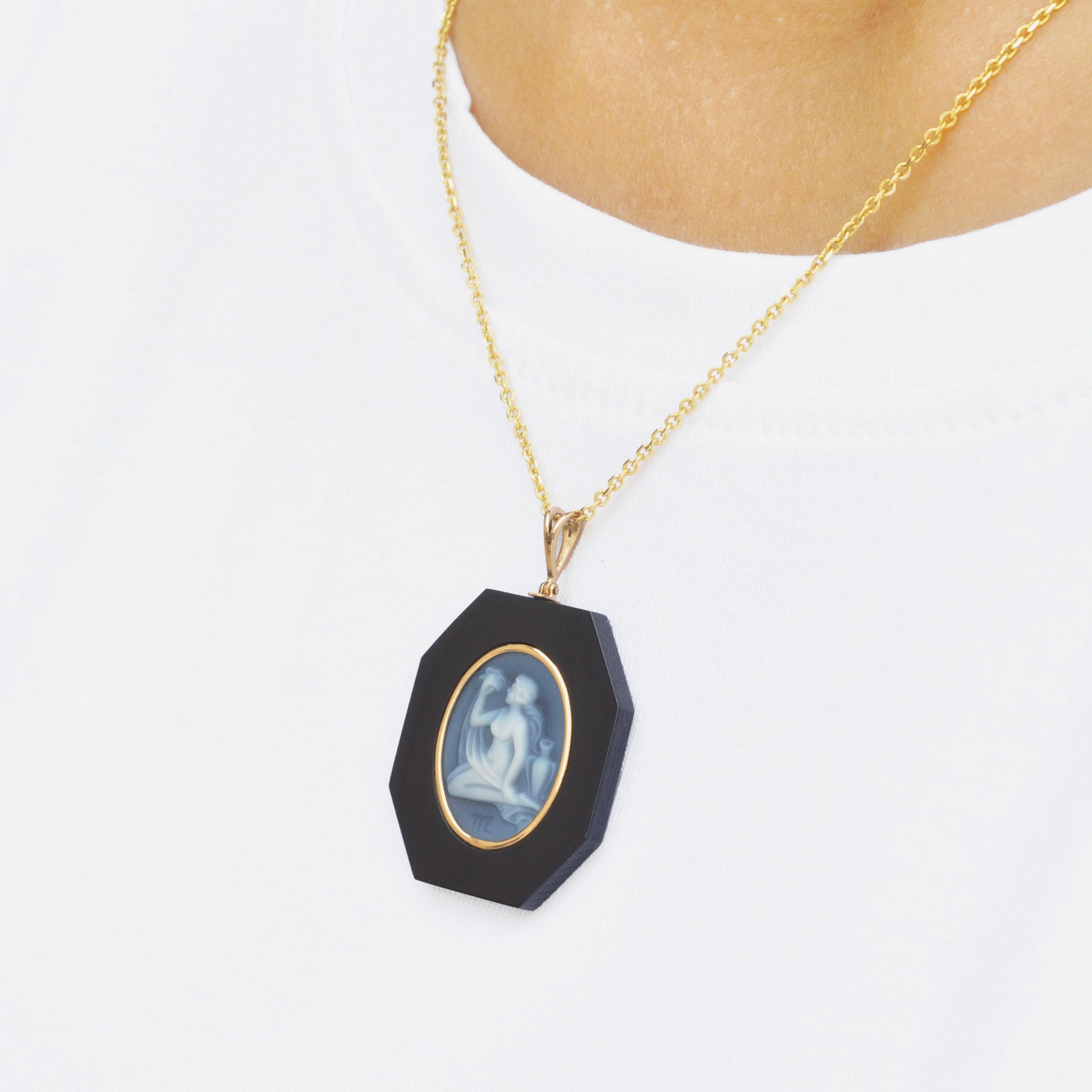 Women's or Men's 18 Karat Yellow Gold Virgo Zodiac Agate Cameo Black Onyx Pendant Necklace For Sale