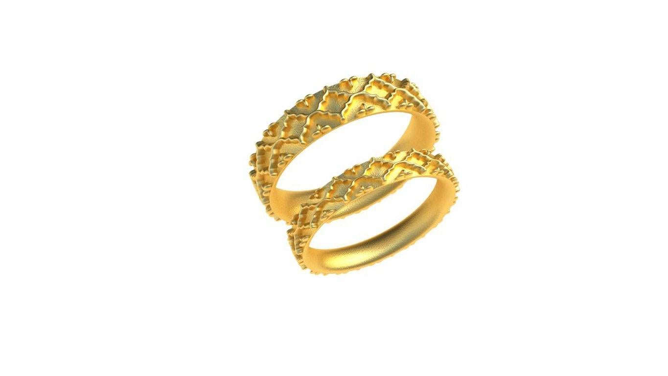 For Sale:  18 Karat Yellow Gold Wedding Ring Set 3