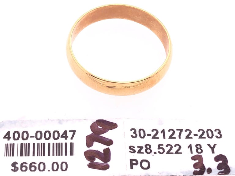 18 Karat Yellow Gold Wedding Ring / Wedding Band For Sale 2