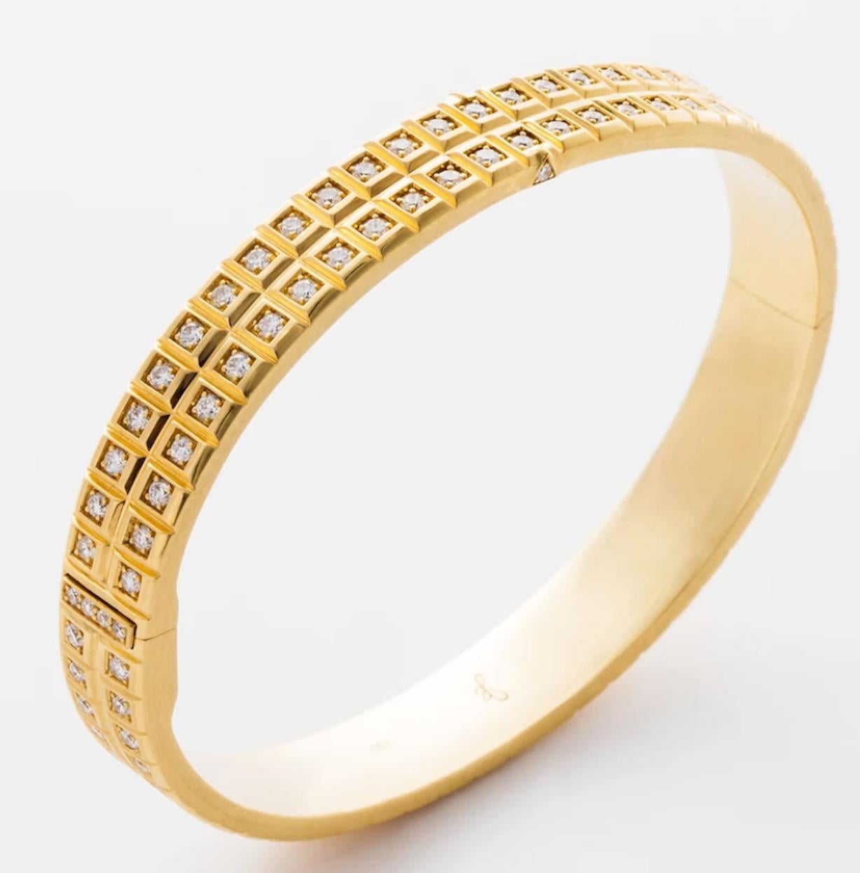 18 Karat Double Carousel Bracelet is set in solid 18k Yellow Gold with two rows of white diamonds and finished with a seamless secure clasp closure.
18k Yellow Gold, White Diamonds
From the James Banks Code Collection 
