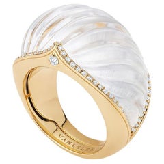 Ring aus 18 Karat Gelbgold, weißen Diamanten und Bergkristall