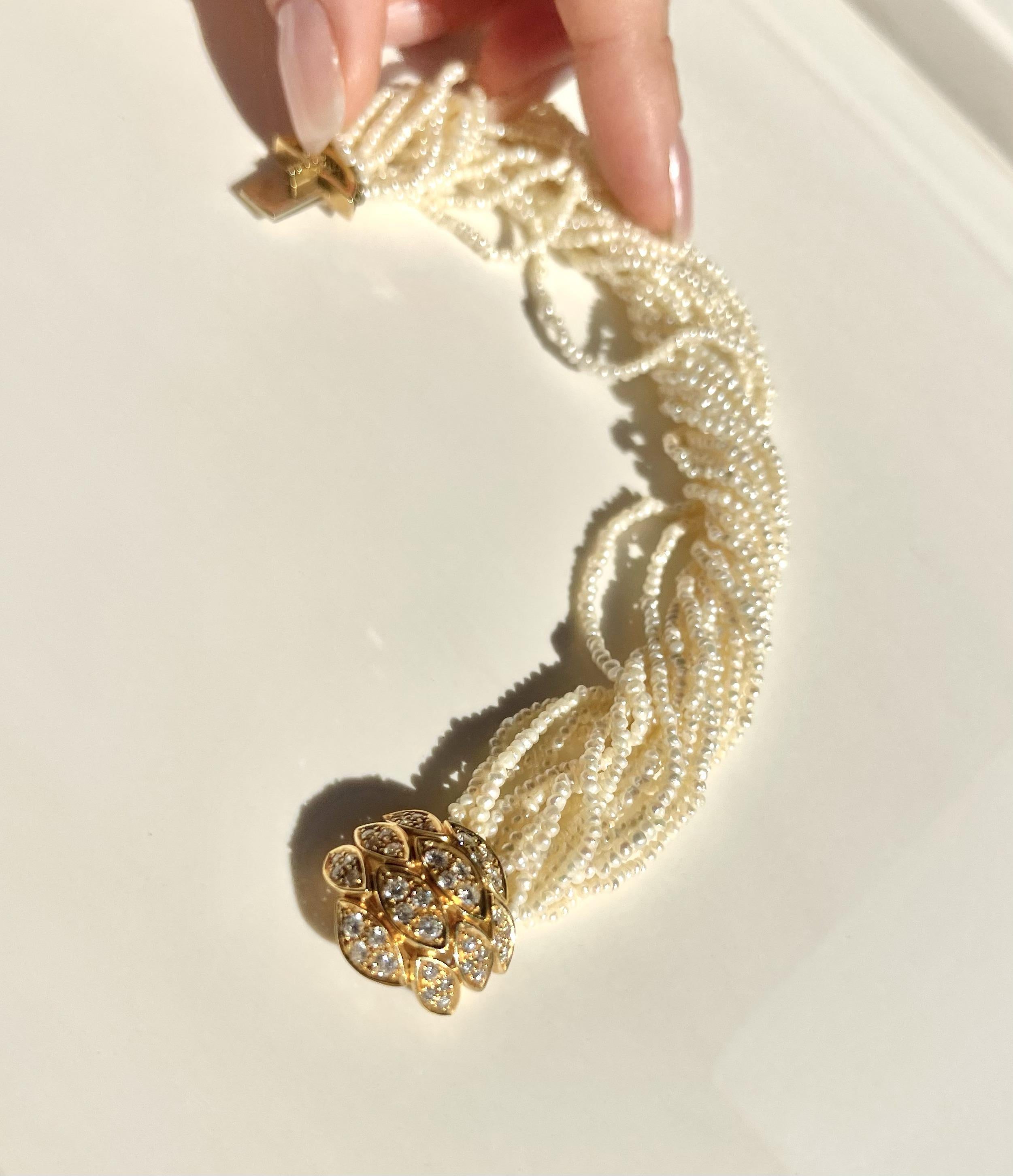 18 Karat Yellow Gold White Diamonds Multi Strand Pearls Vintage Bracelet For Sale 1