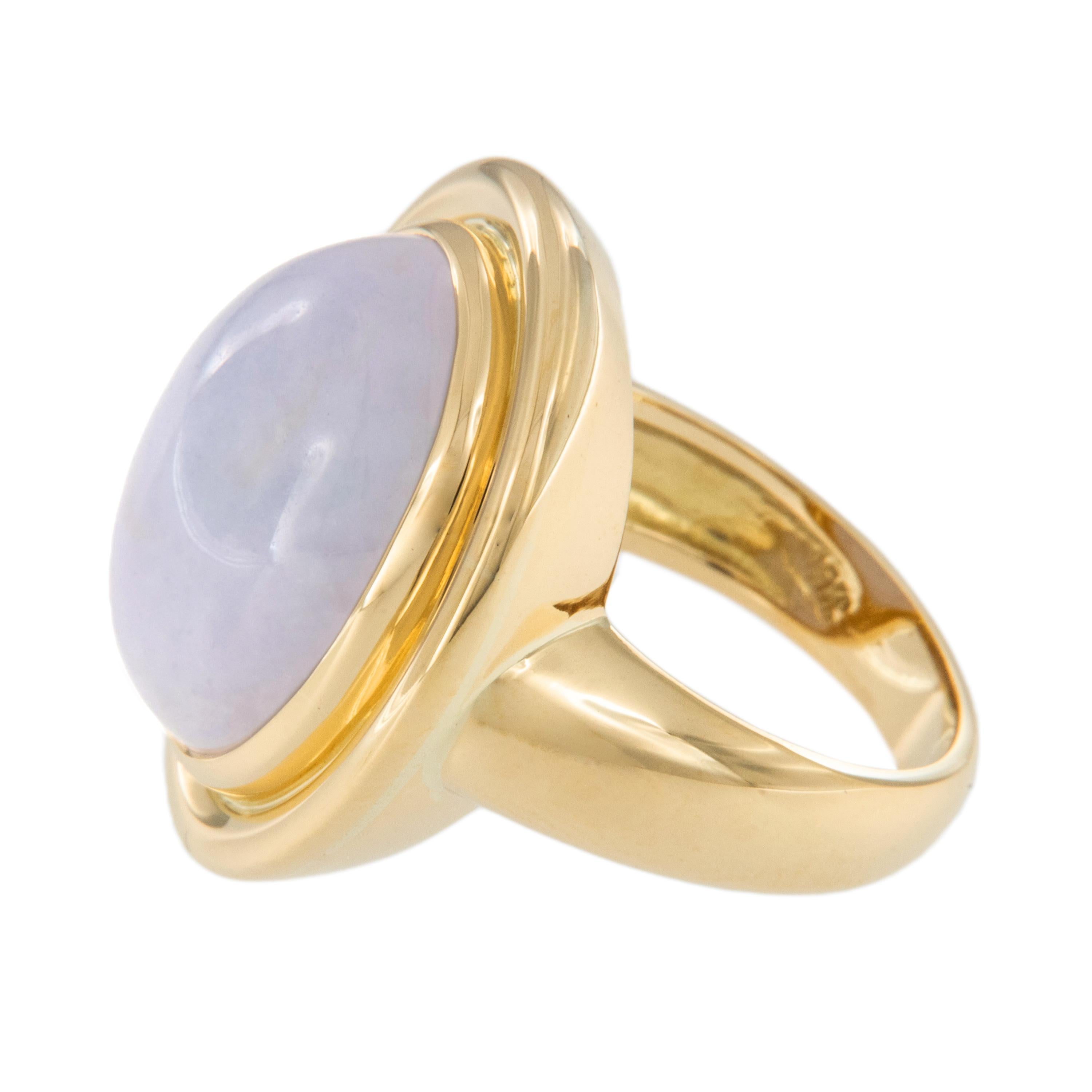 Cabochon 18 Karat Yellow Gold White / Lavender Jade Fashion Ring For Sale