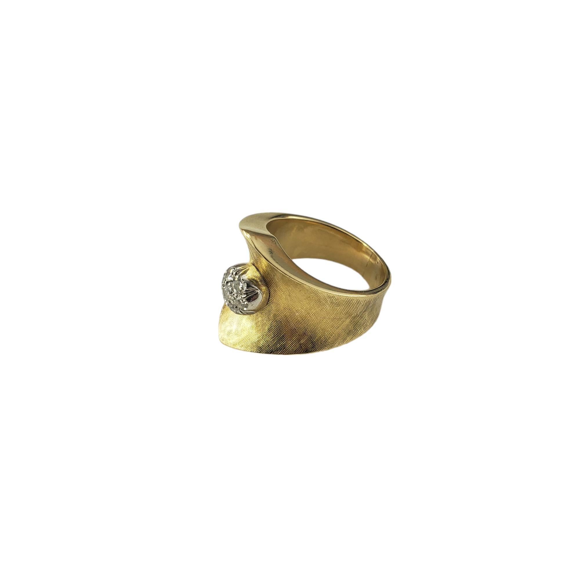 Round Cut 18 Karat Yellow Gold Wide Diamond Band Ring Size 5.5 #17685 For Sale