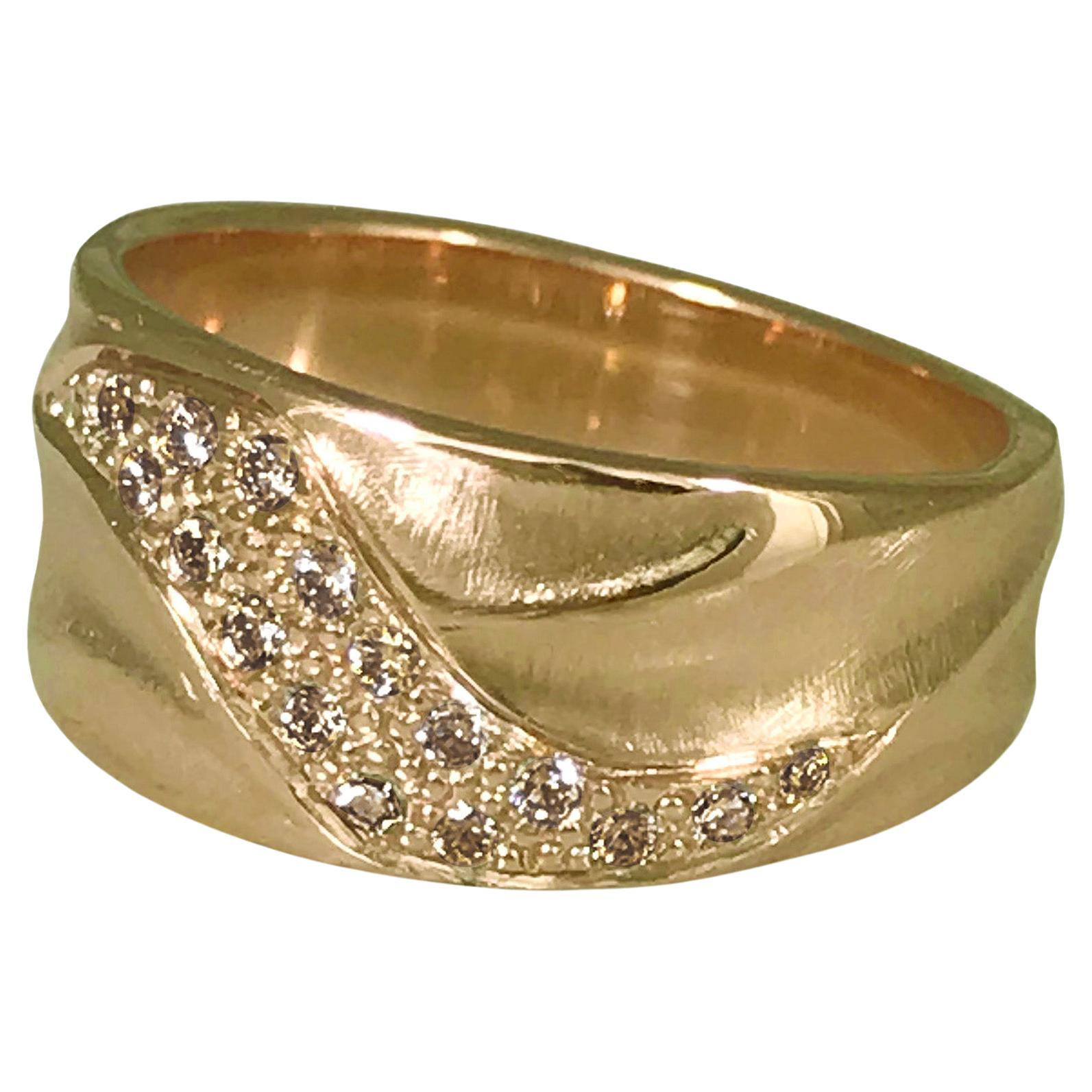 For Sale:  18 Karat Yellow Gold Wide Dune Ring with Brown Diamonds from K.Mita - Small