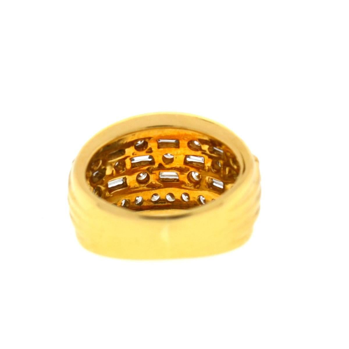 18 Karat Yellow Gold Wide Five-Row Ring In Excellent Condition For Sale In Boca Raton, FL