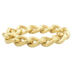 18 Karat Yellow Gold Wide Oval Interlocking Bracelet