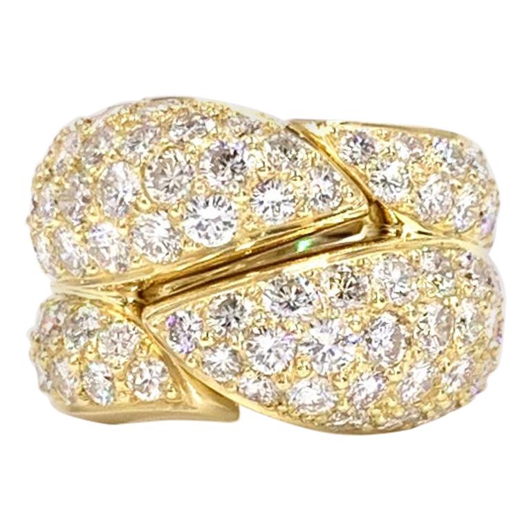 18 Karat Yellow Gold Wide Pavé Diamond Hinged Ring For Sale