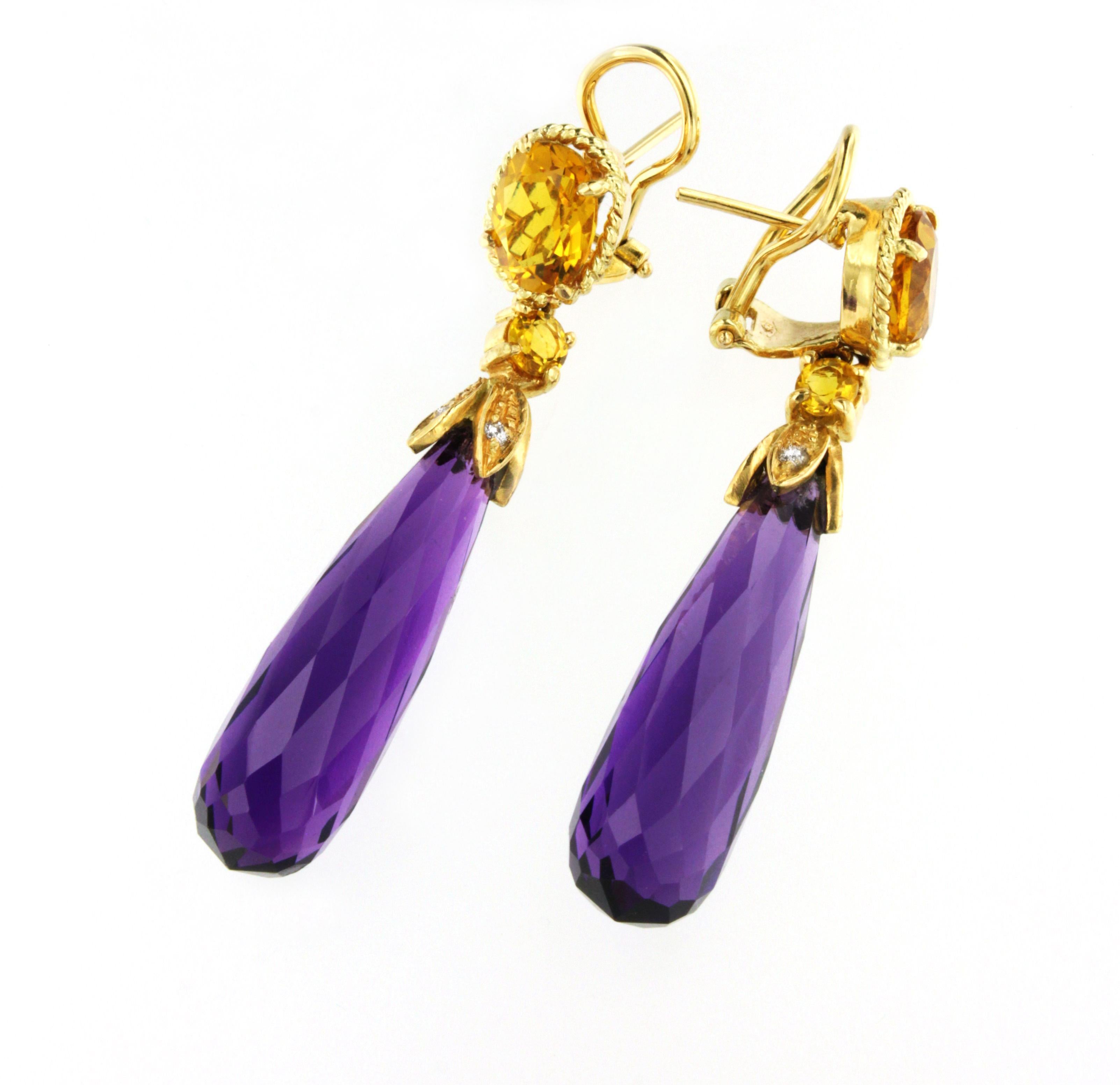 Classical designs with natural stones , suitaible for any occasion.
Made in Italy by Stanoppi Jewellery since 1948
Earrings in 18k yellow gold with Amethyst (drop cut, size: mm), Citrine (oval cut, size: mm) and white Diamonds cts 0.08 VS colour