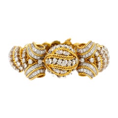 Retro 18 Karat Yellow Gold with Daimonds 1950 Bracelet