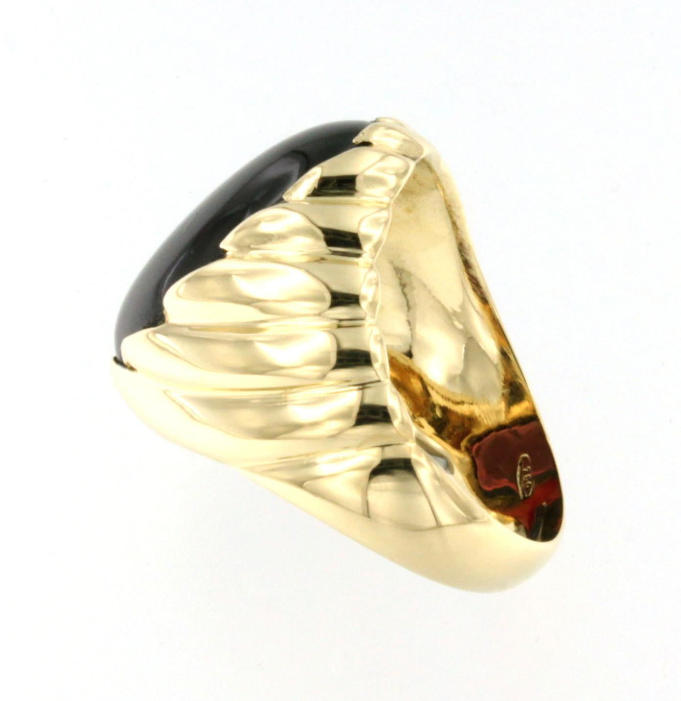 Oval Cut 18 Karat Yellow Gold with Garnet Cocktail Modern Made in Italy Amazing Ring For Sale