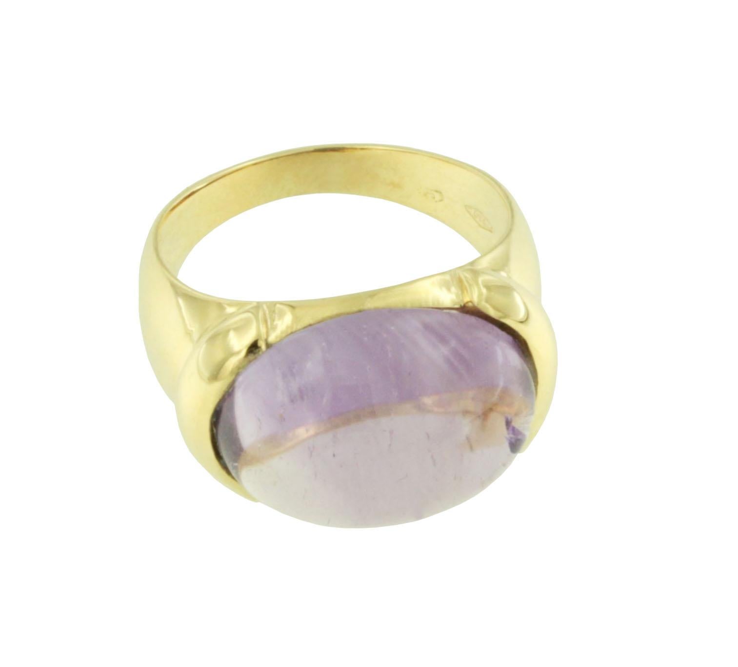 18 Karat Yellow Gold With Natural Light Amethyst Modern Cocktail Ring In New Condition For Sale In GALLARATE, IT