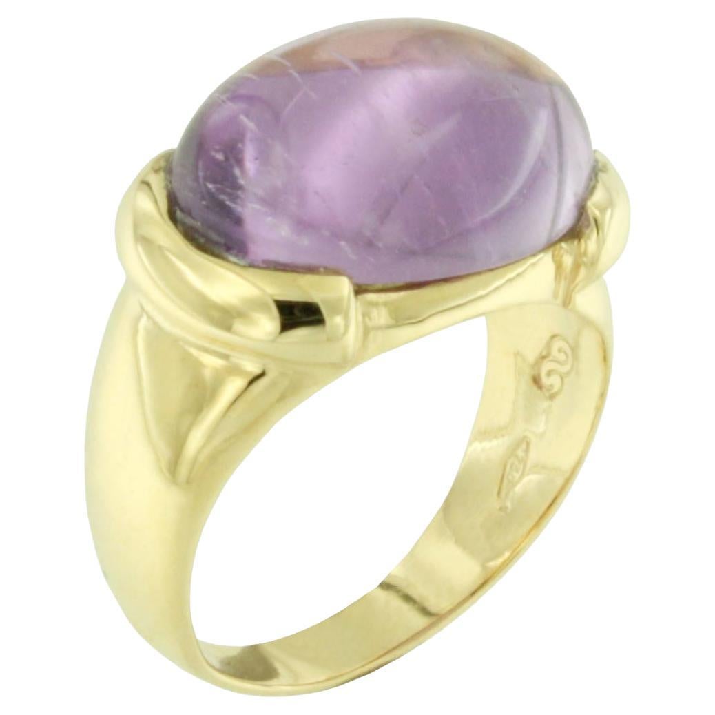 18 Karat Yellow Gold With Natural Light Amethyst Modern Cocktail Ring For Sale